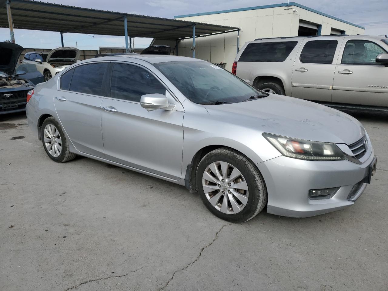 VIN 1HGCR2F77EA190899 2014 HONDA ACCORD no.4