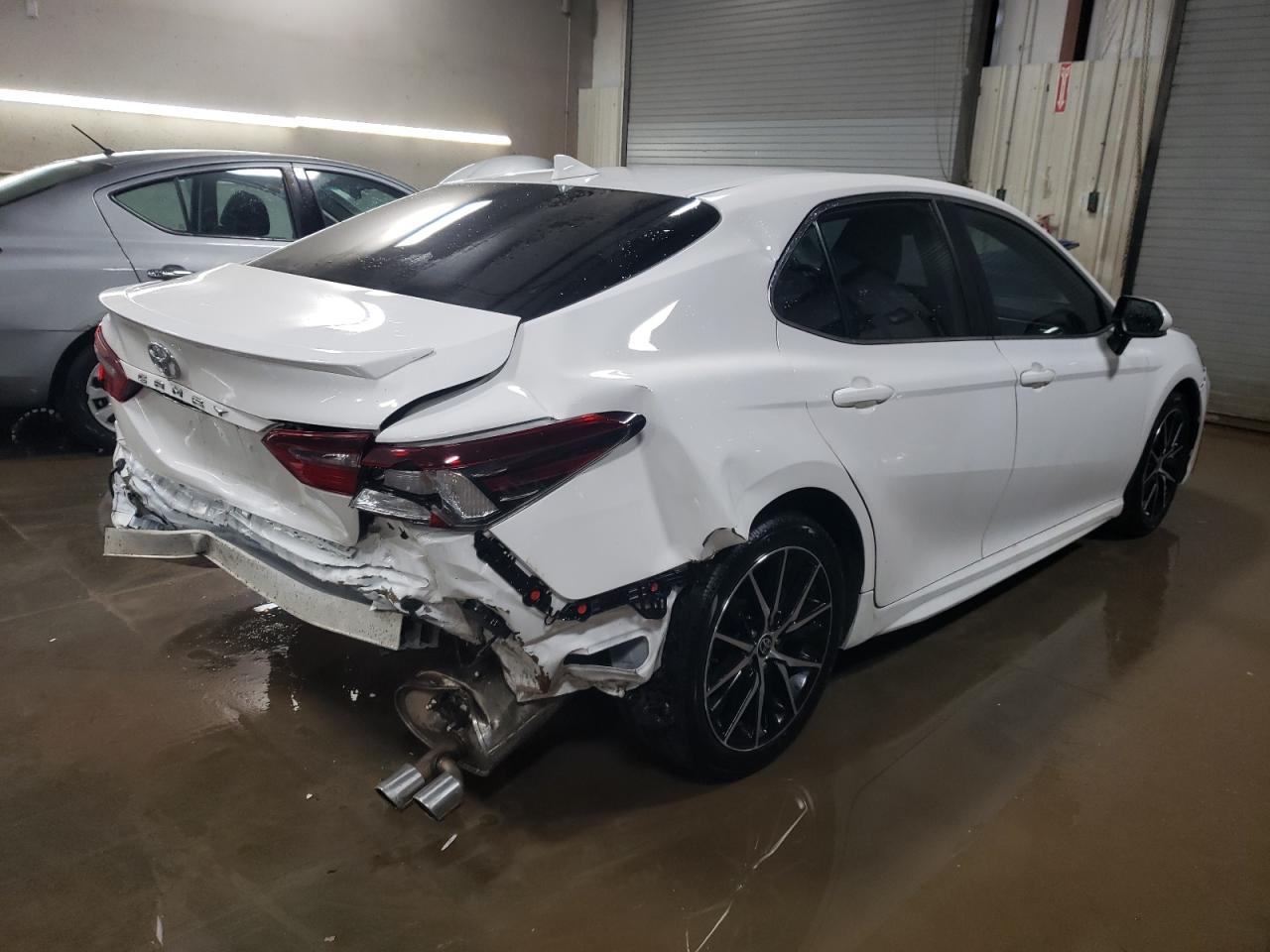 2022 Toyota Camry - Image 3