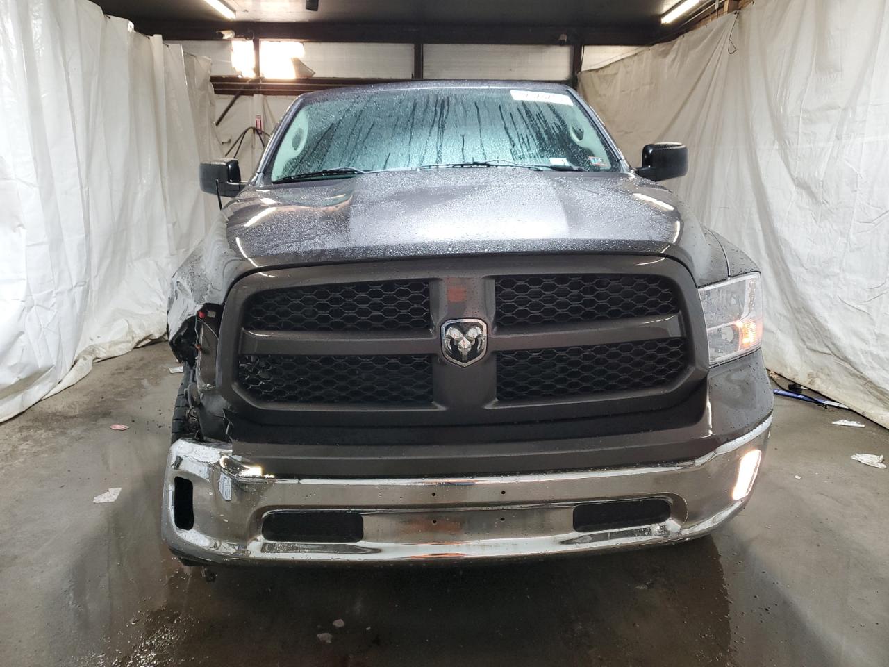 2015 RAM 1500 - Image 5