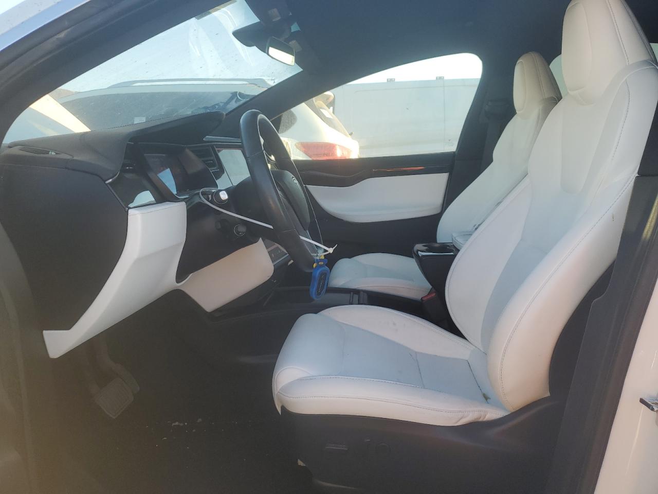 2020 Tesla Model X VIN: 5YJXCDE25LF248421 Lot: 89010875