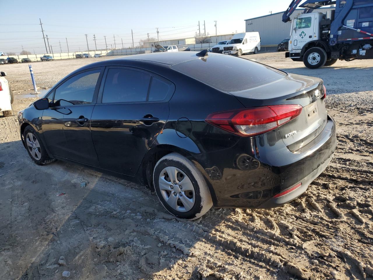 2018 Kia Forte - Image 2