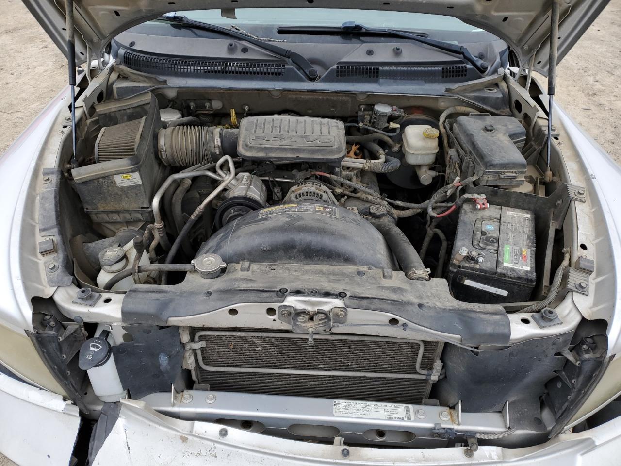 2010 Dodge Dakota - Image 12
