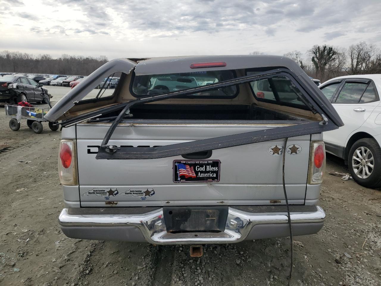 2001 Dodge Dakota - Image 6