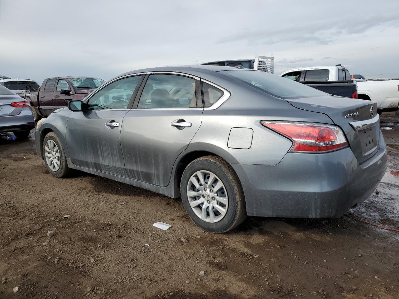 2015 Nissan Altima - Image 2