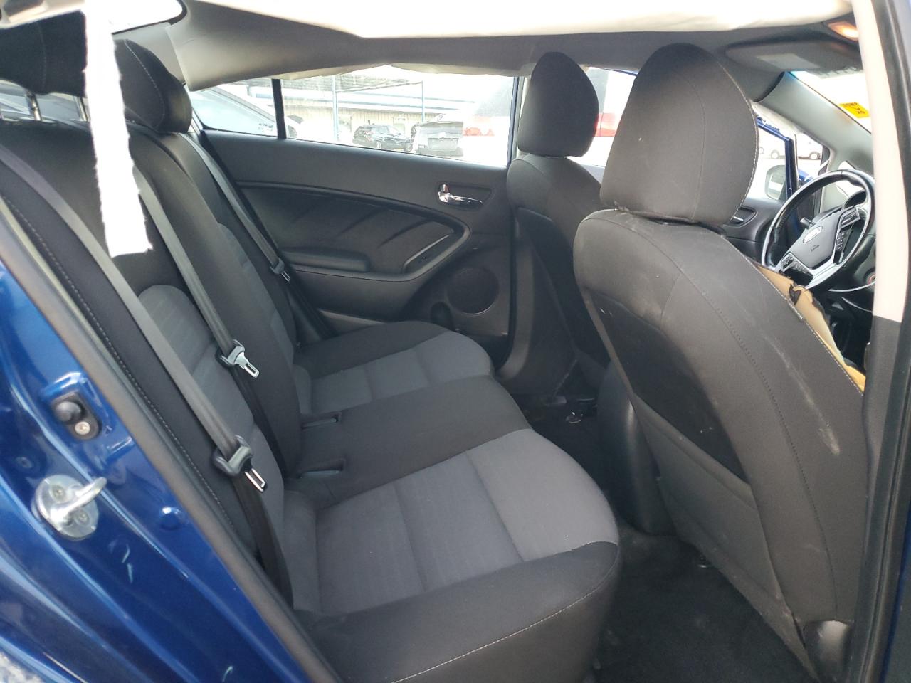 2018 Kia Forte - Image 10