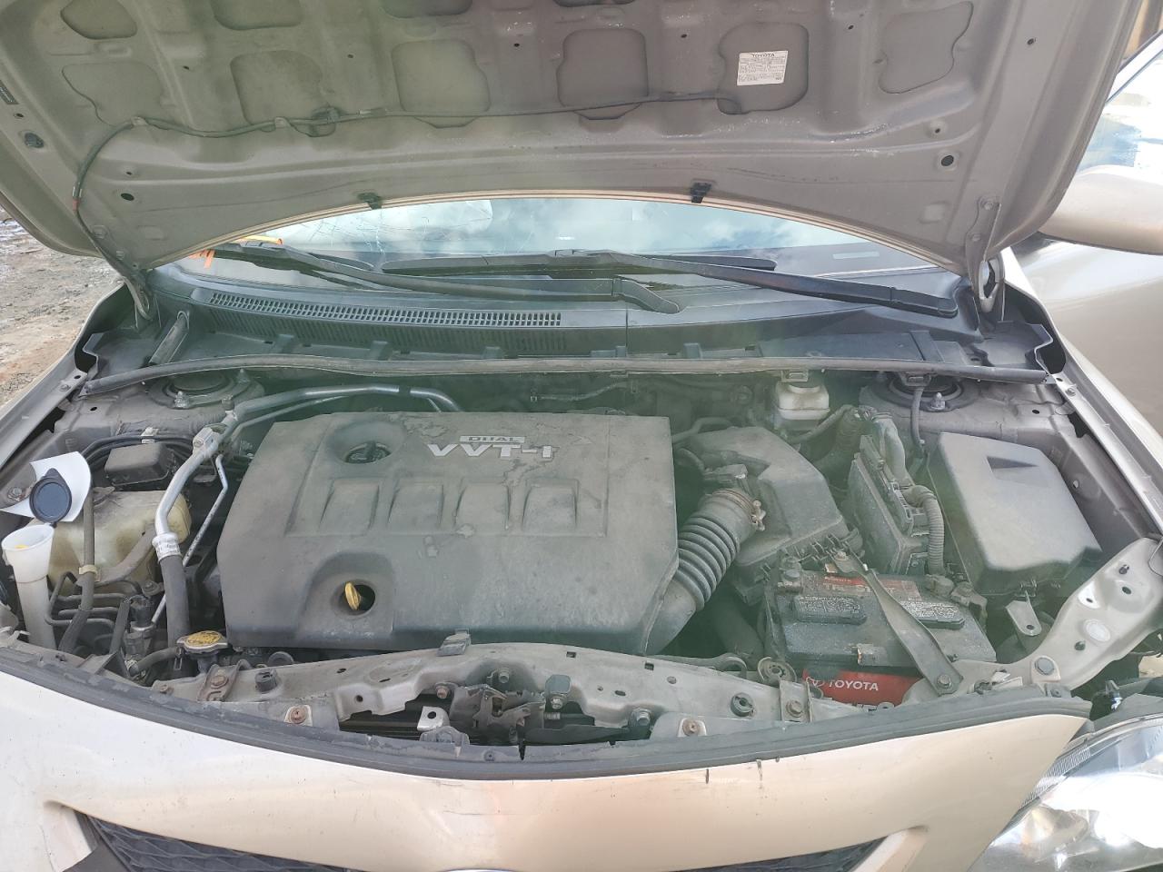 2010 Toyota Corolla - Image 13