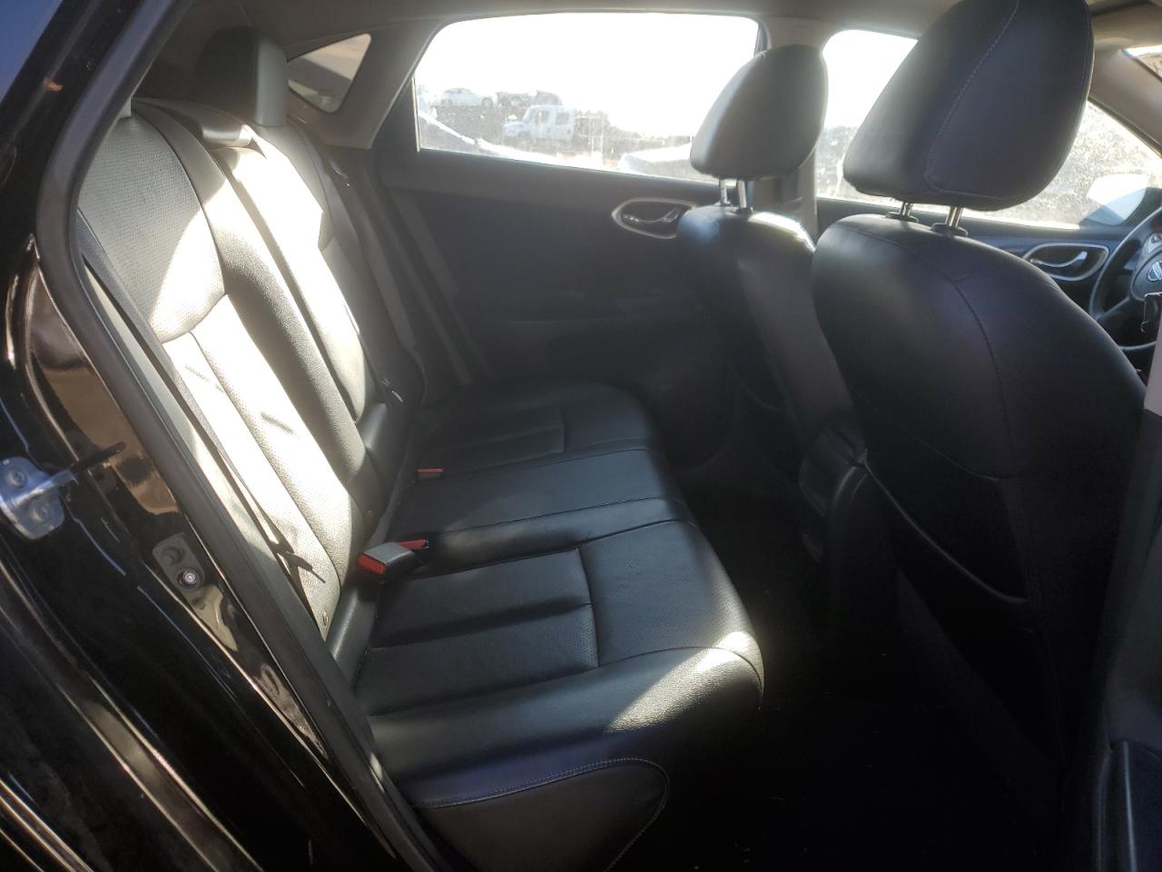 2016 Nissan Sentra - Image 10