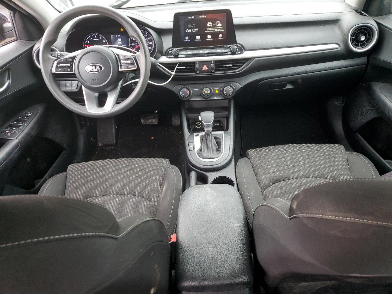 2020 Kia Forte - Image 8
