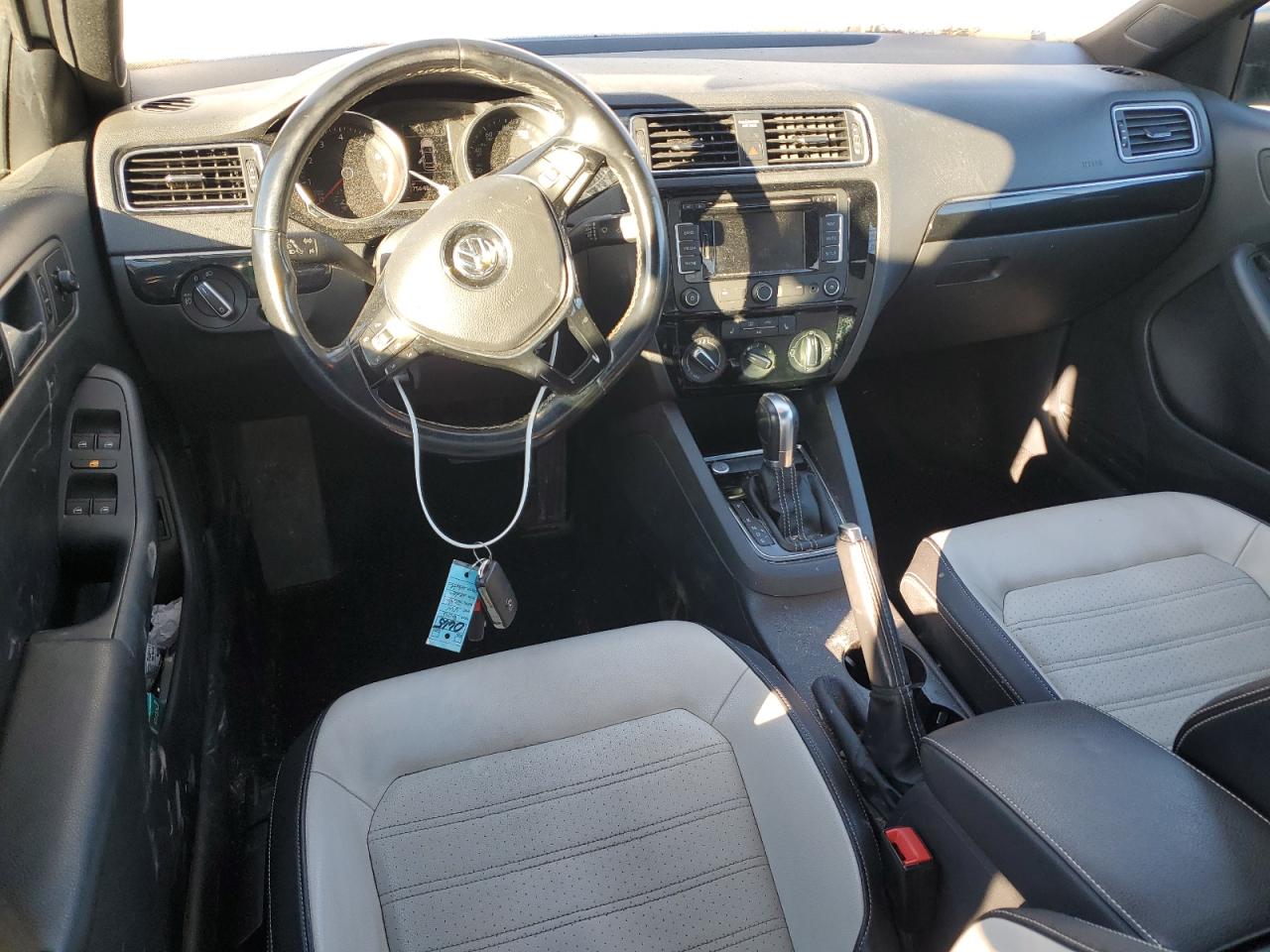 2015 Volkswagen Jetta - Image 8
