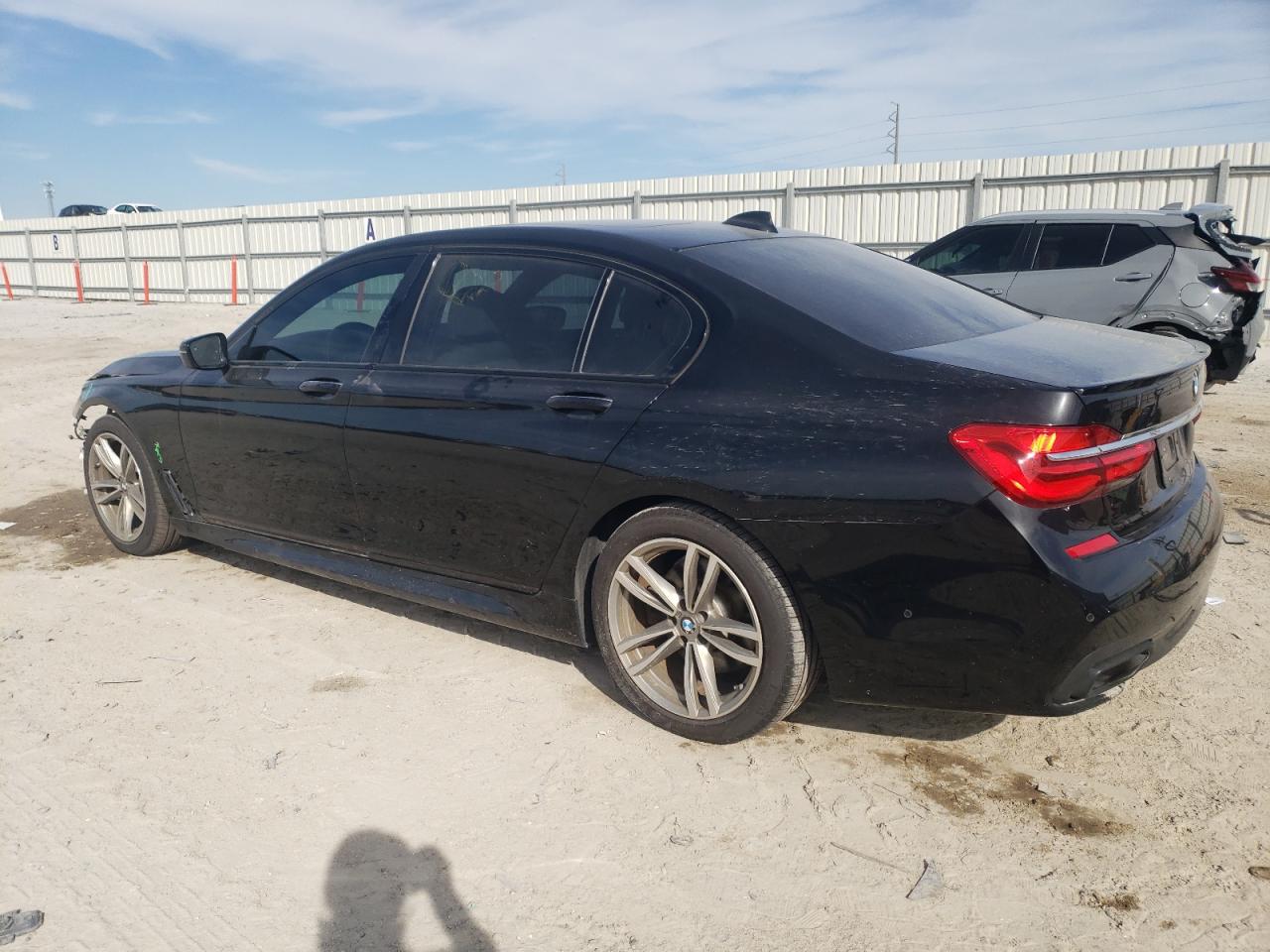 2017 BMW 7er - Image 2