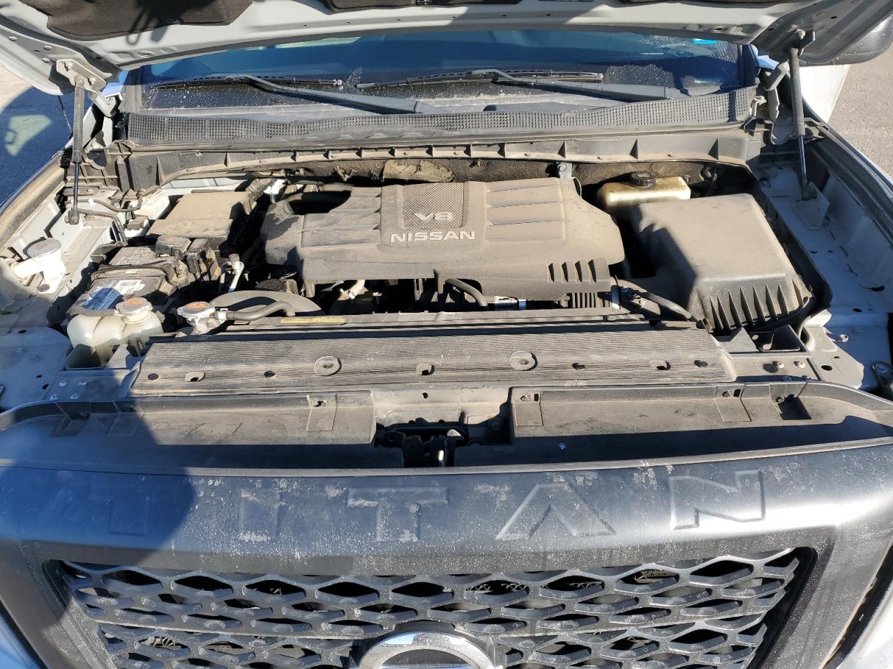 2017 Nissan Titan - Image 11