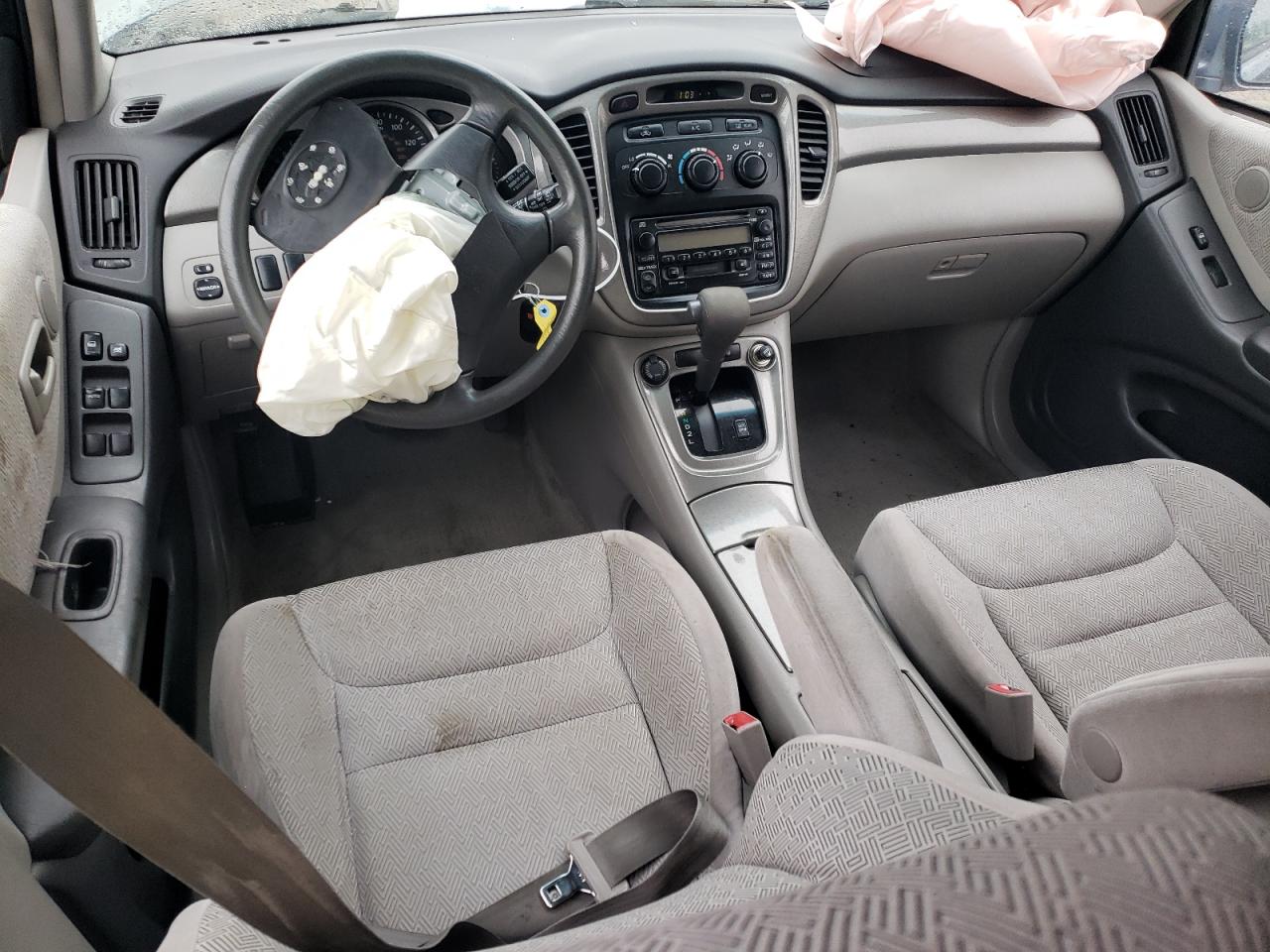2003 Toyota Highlander - Image 8