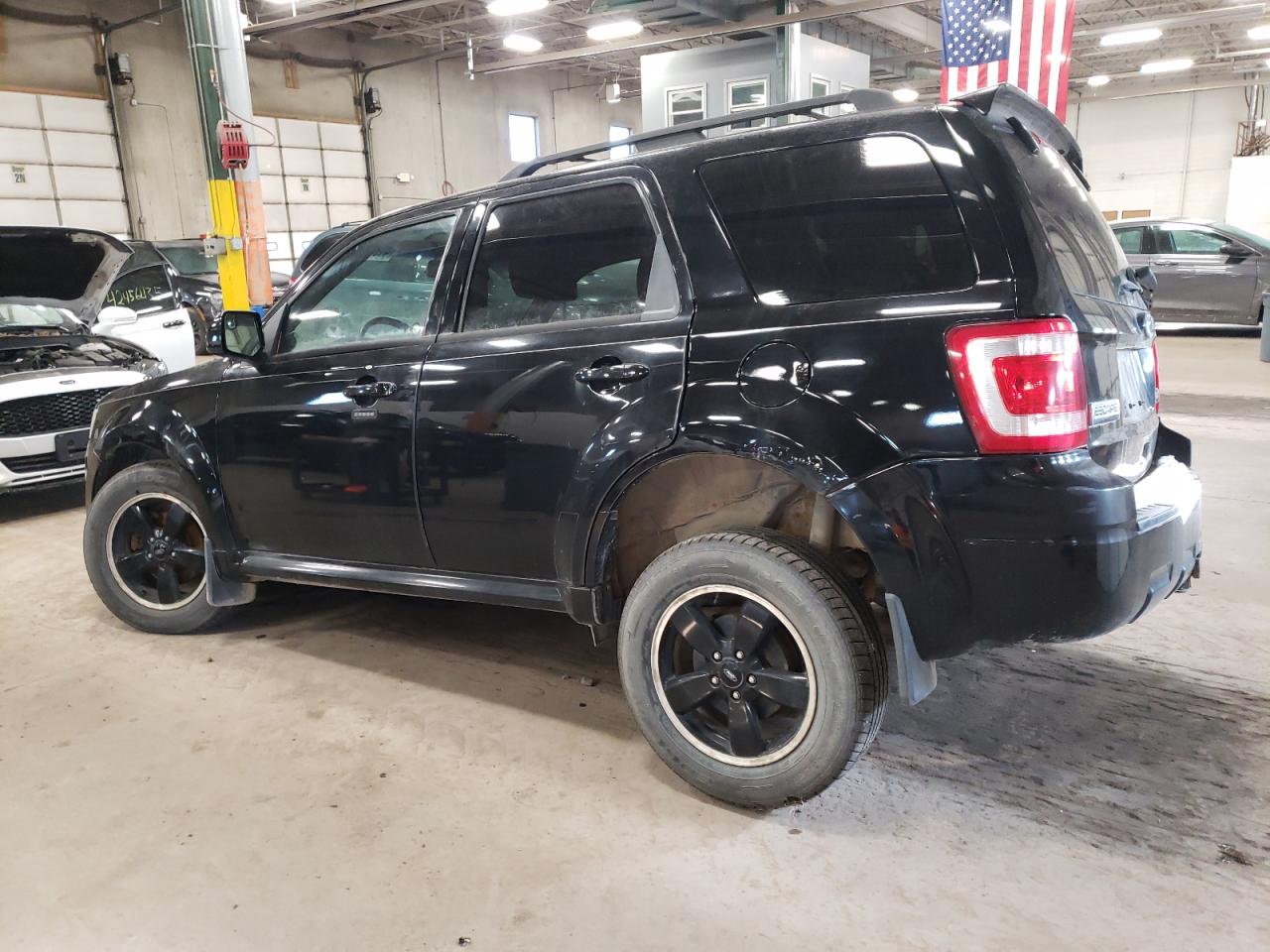 2010 Ford Escape - Image 2