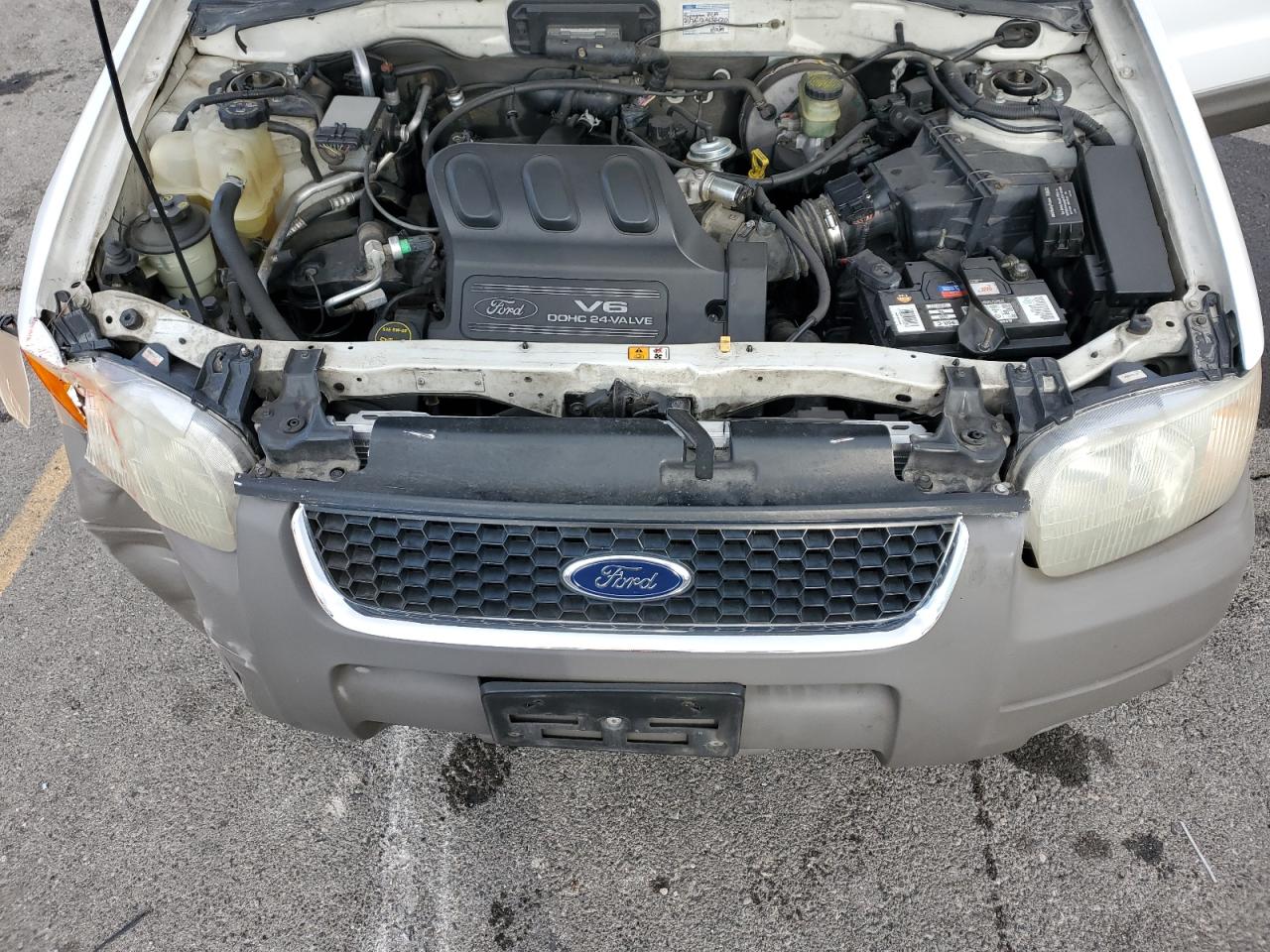 2002 Ford Escape - Image 12