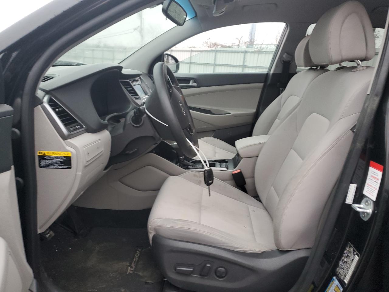 2017 Hyundai Tucson - Image 7