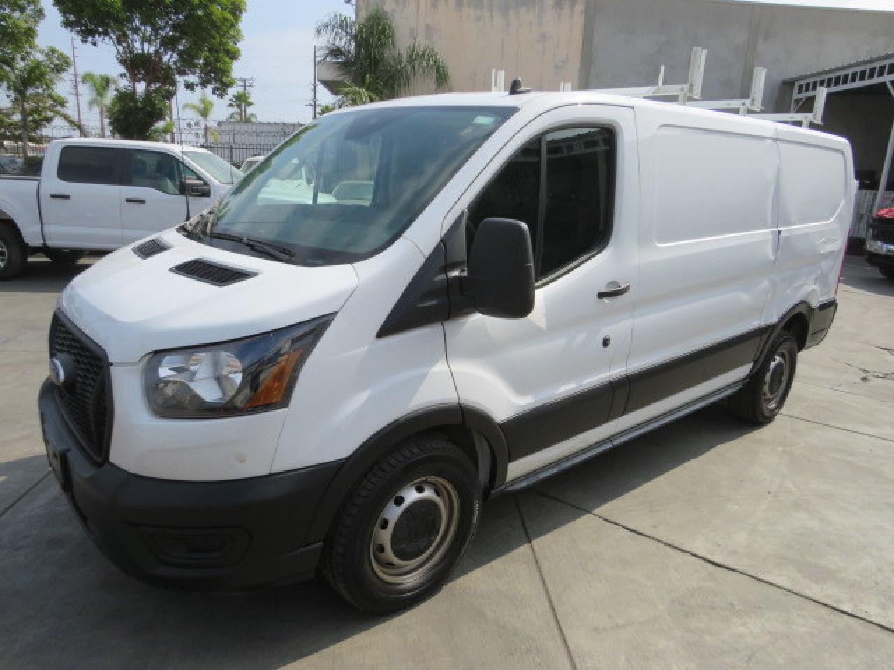 VIN 1FTYE1Y81PKB92726 2023 FORD TRANSIT no.2