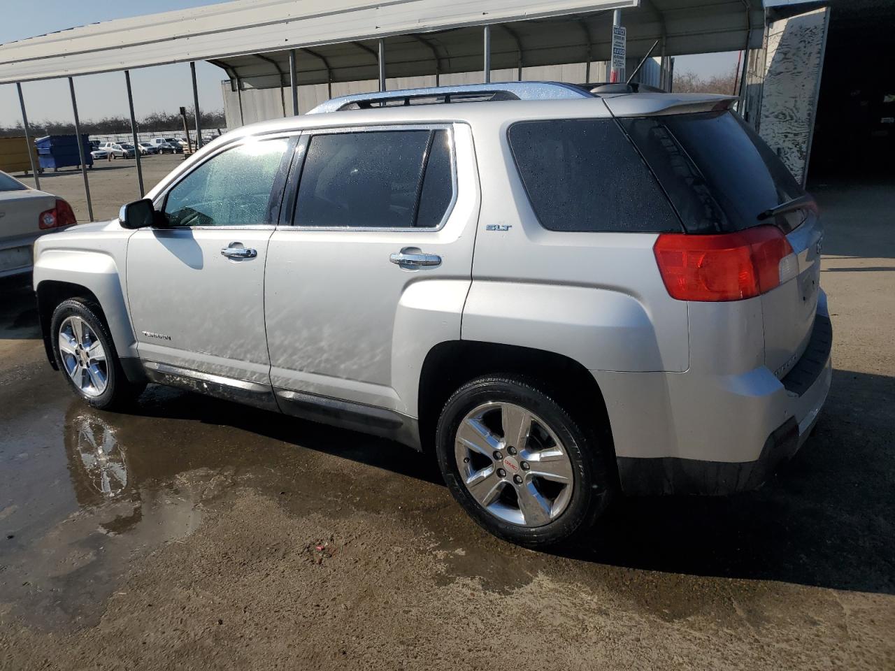 2015 GMC Terrain - Image 2