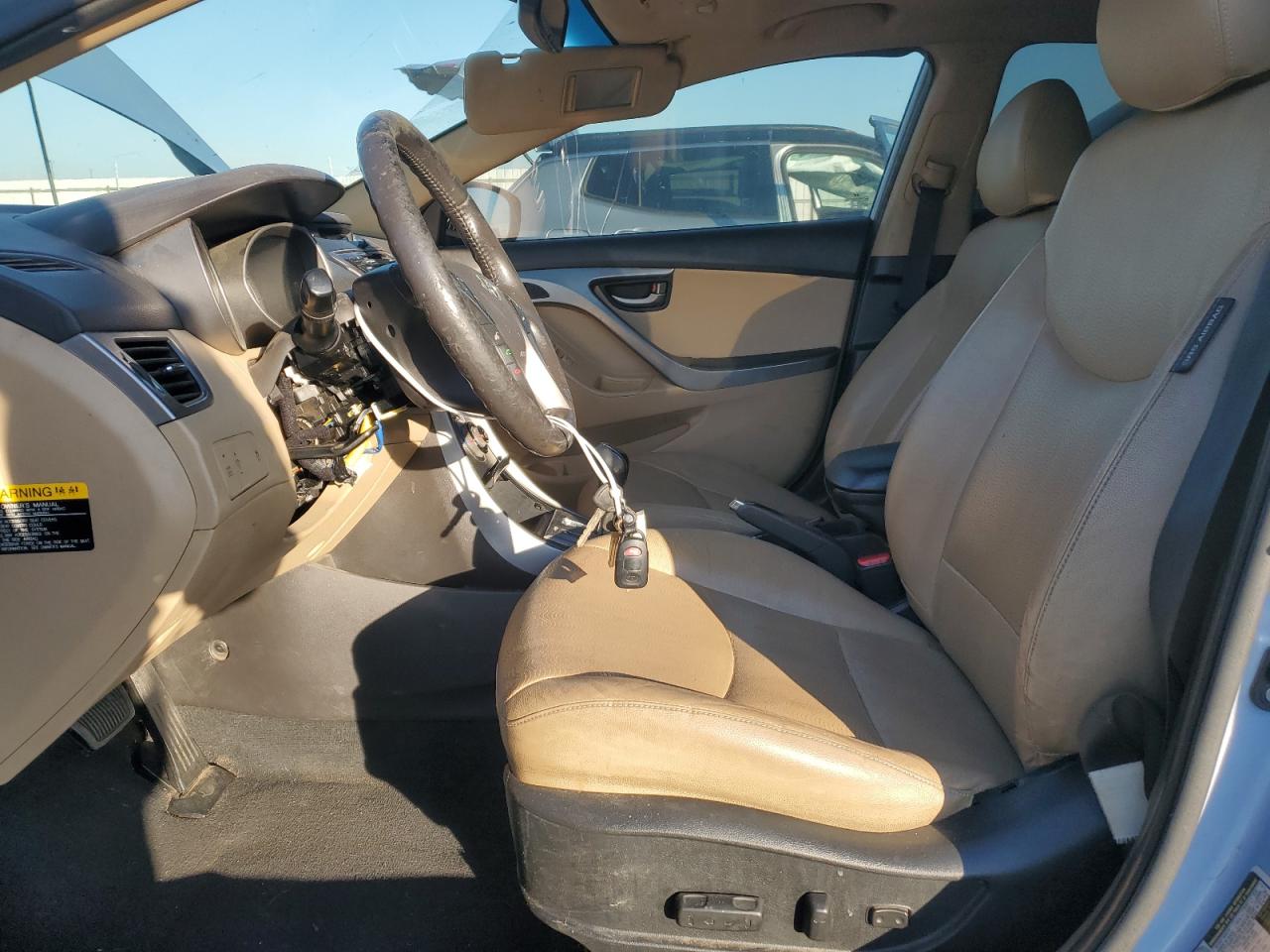 2013 Hyundai Elantra - Image 7