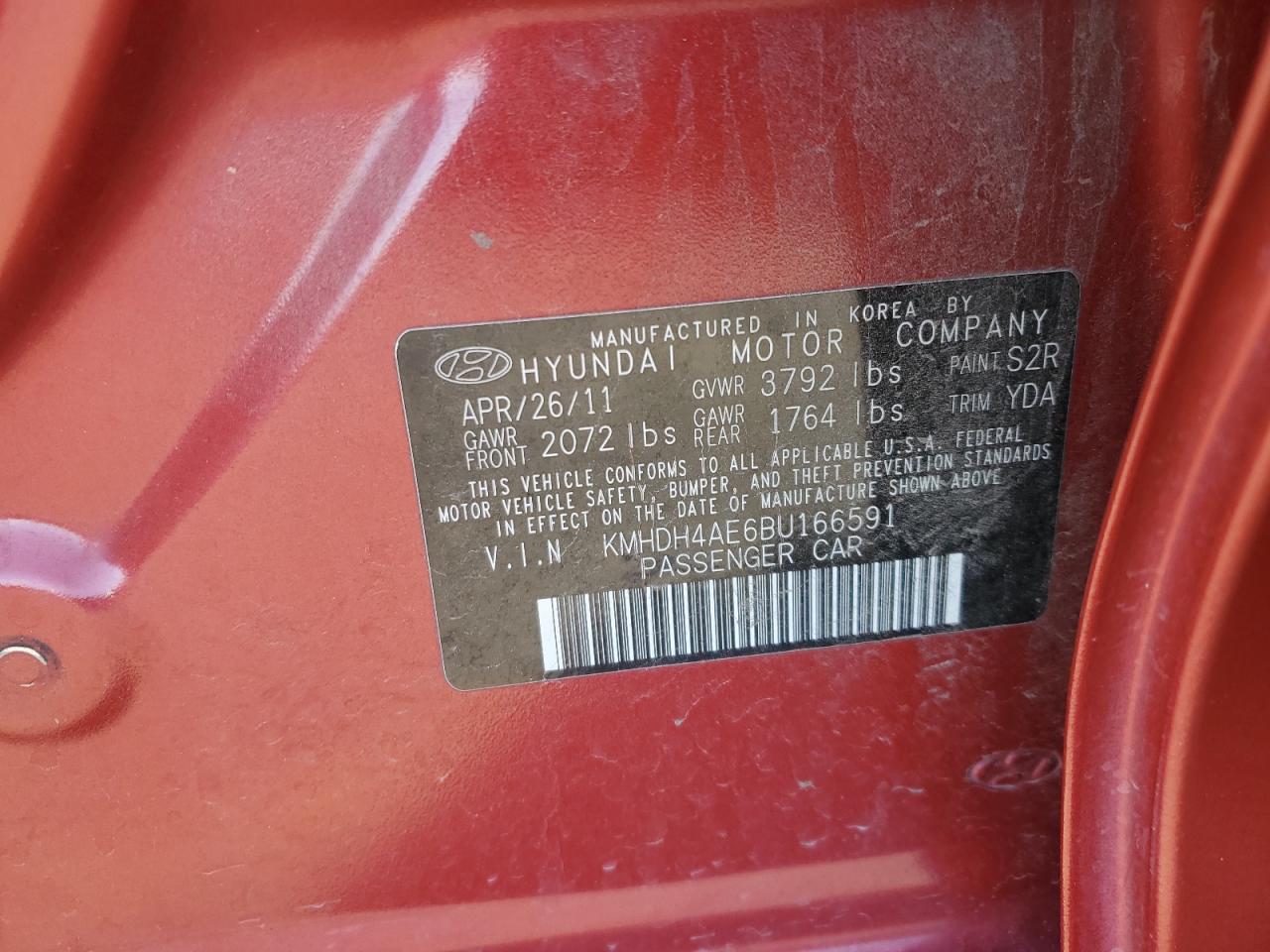 2011 Hyundai Elantra - Image 12
