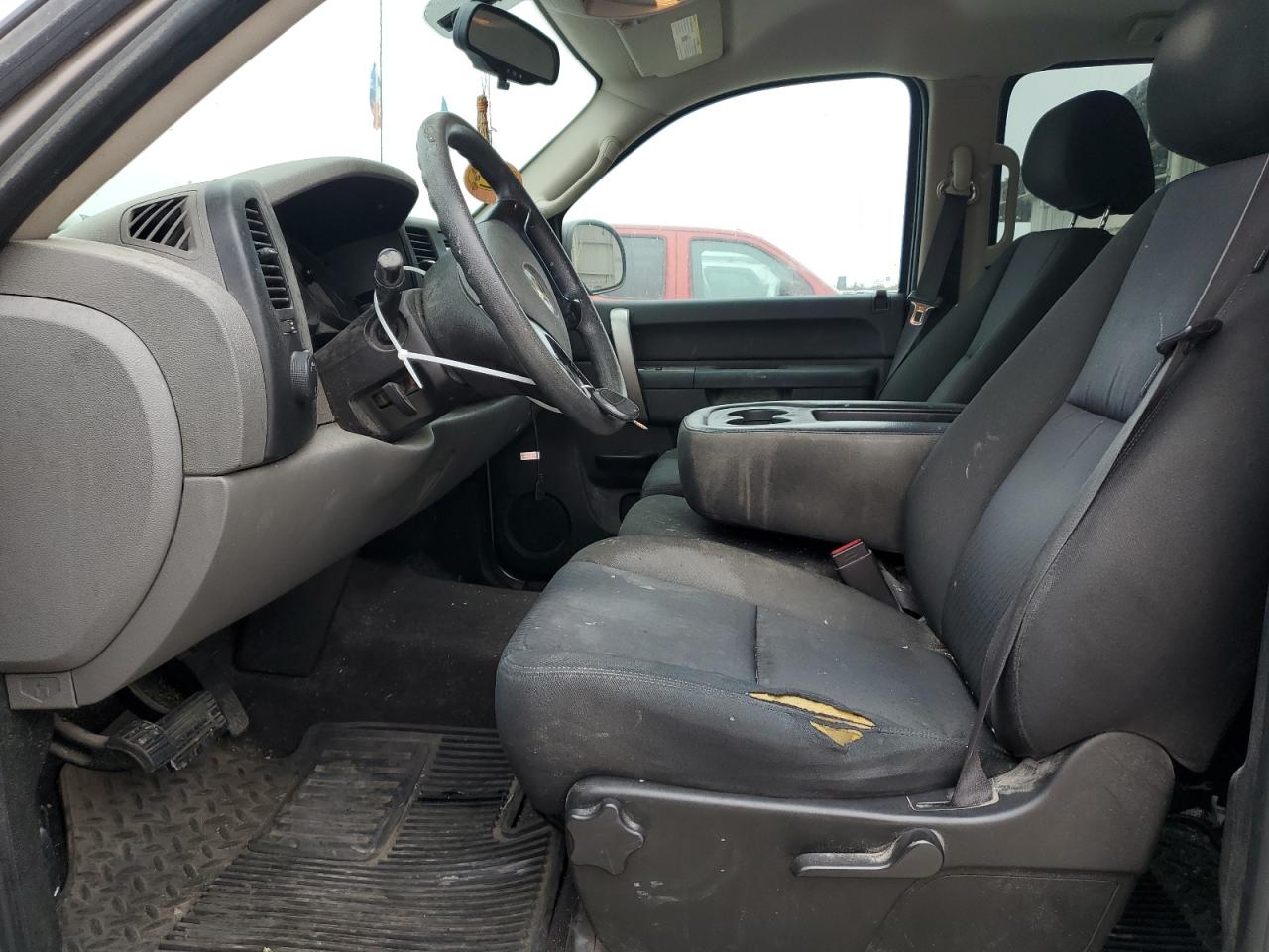 2010 Chevrolet Silverado - Image 7