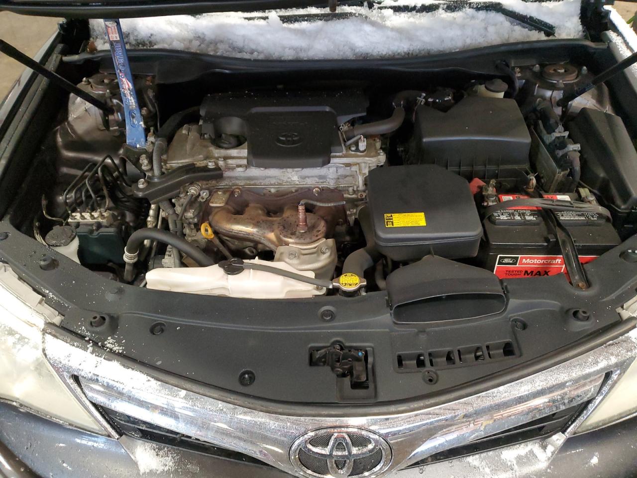 2012 Toyota Camry - Image 11