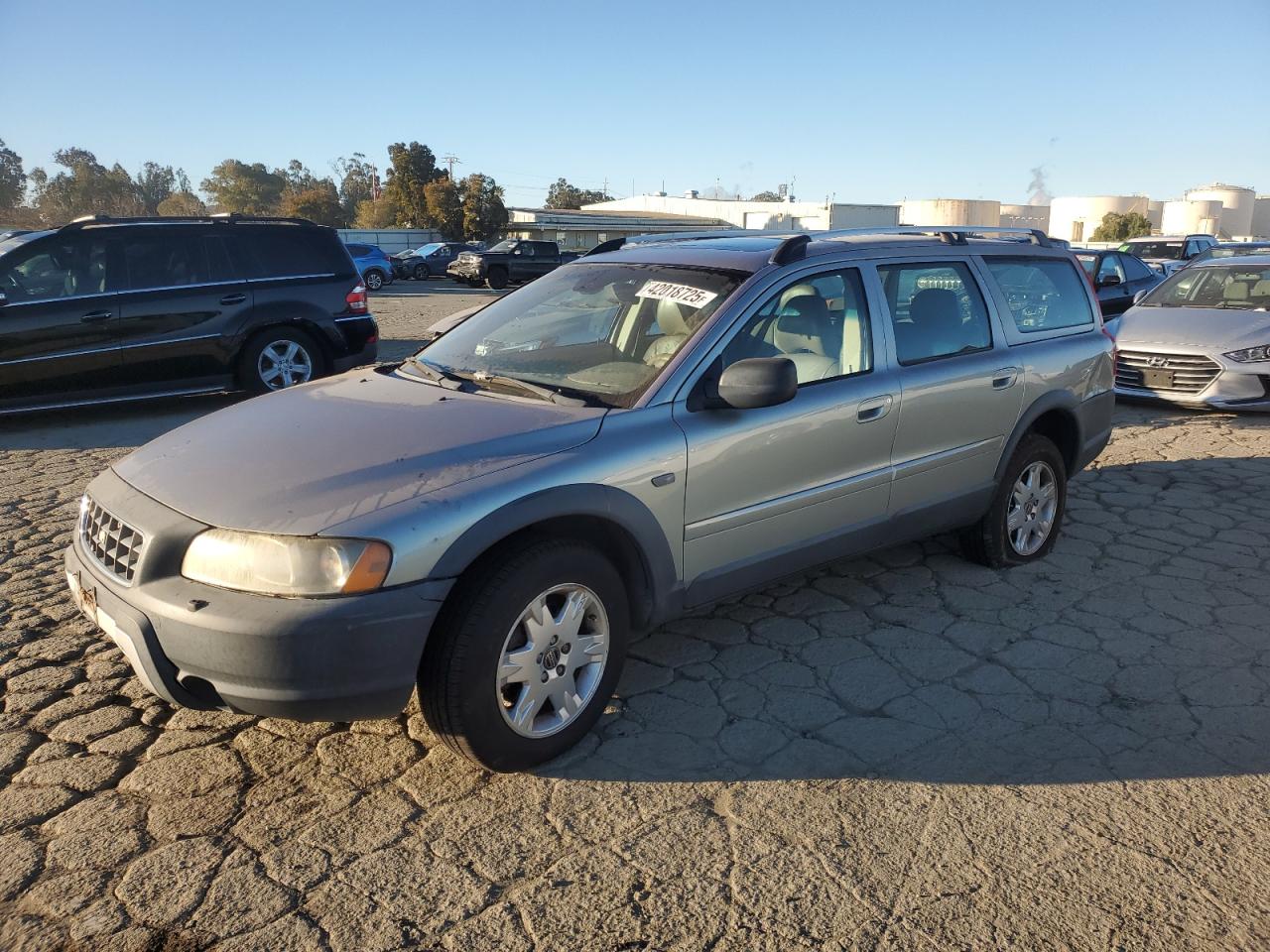 2005 Volvo XC70 - Image 1