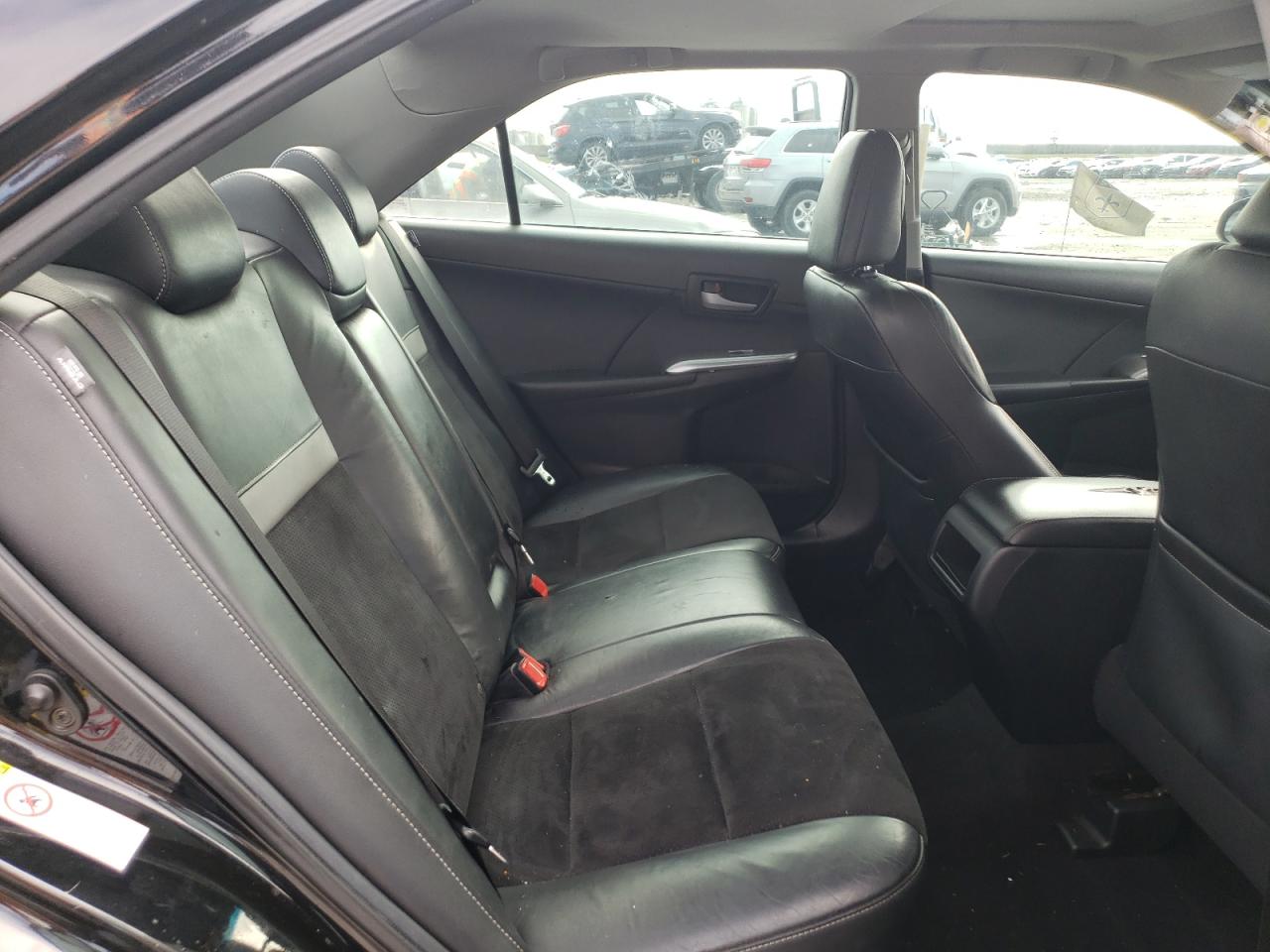 2012 Toyota Camry - Image 10