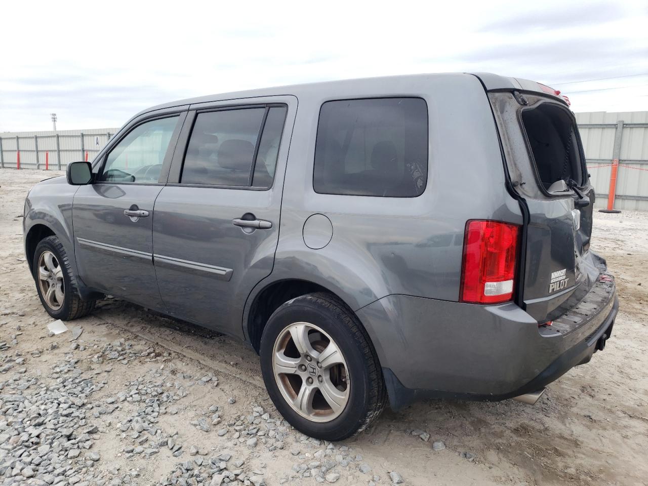 2012 Honda Pilot - Image 2
