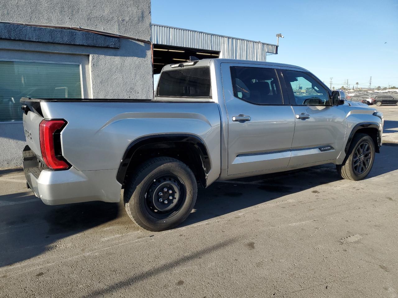 VIN 5TFNC5DB4PX036944 2023 TOYOTA TUNDRA no.3