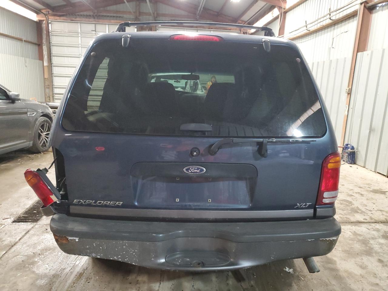 2000 Ford Explorer - Image 6