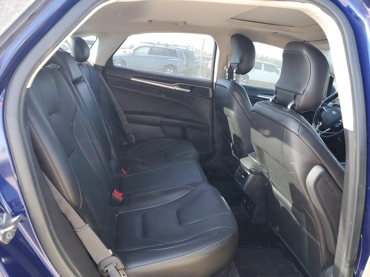 2015 Ford Fusion - Image 10