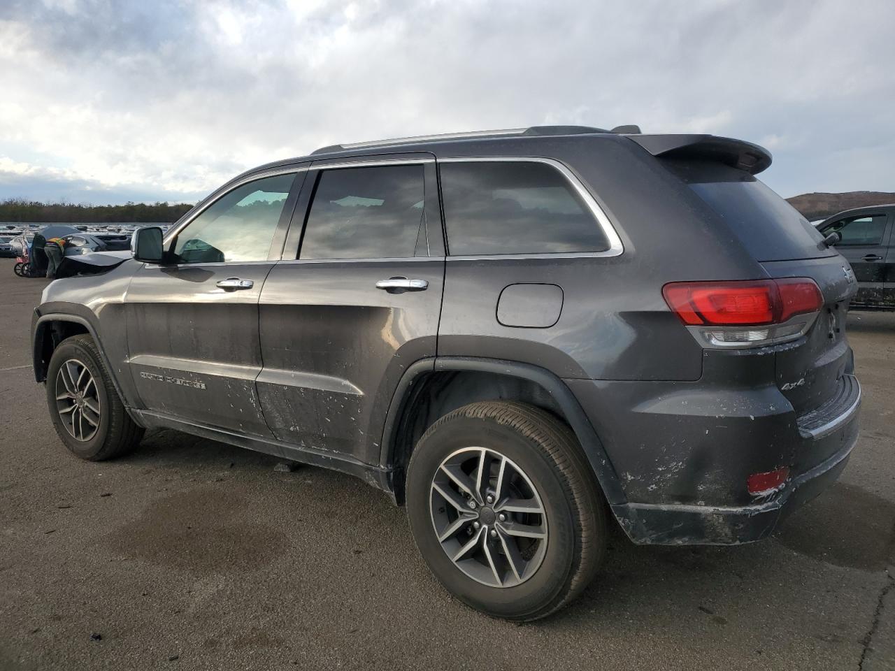 2021 Jeep Grand Cherokee - Image 2