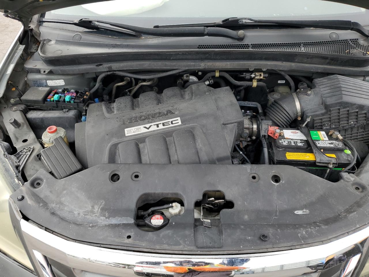 2008 Honda Odyssey - Image 14
