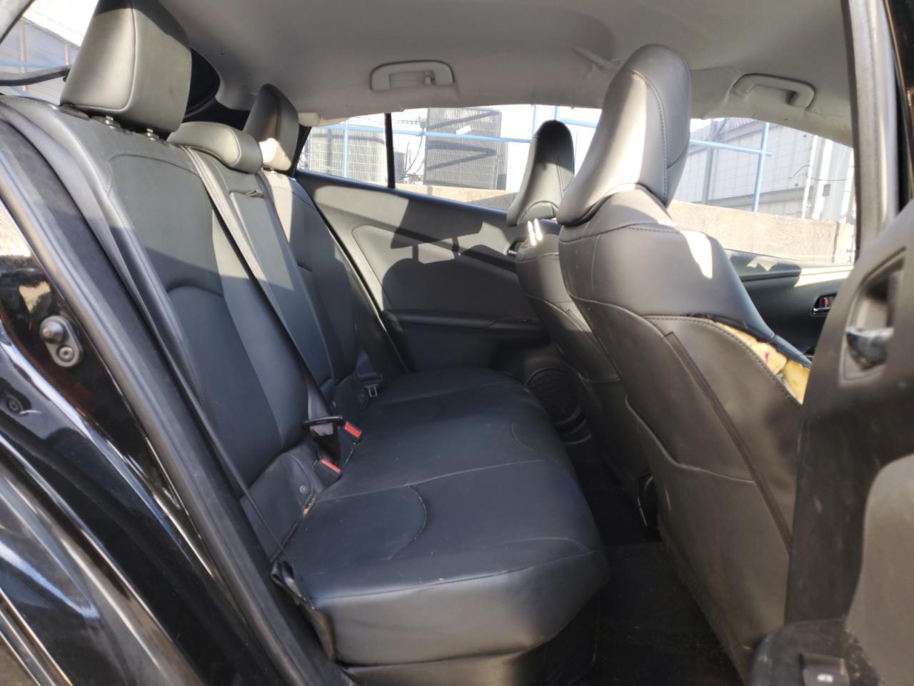 2016 Toyota Prius - Image 10