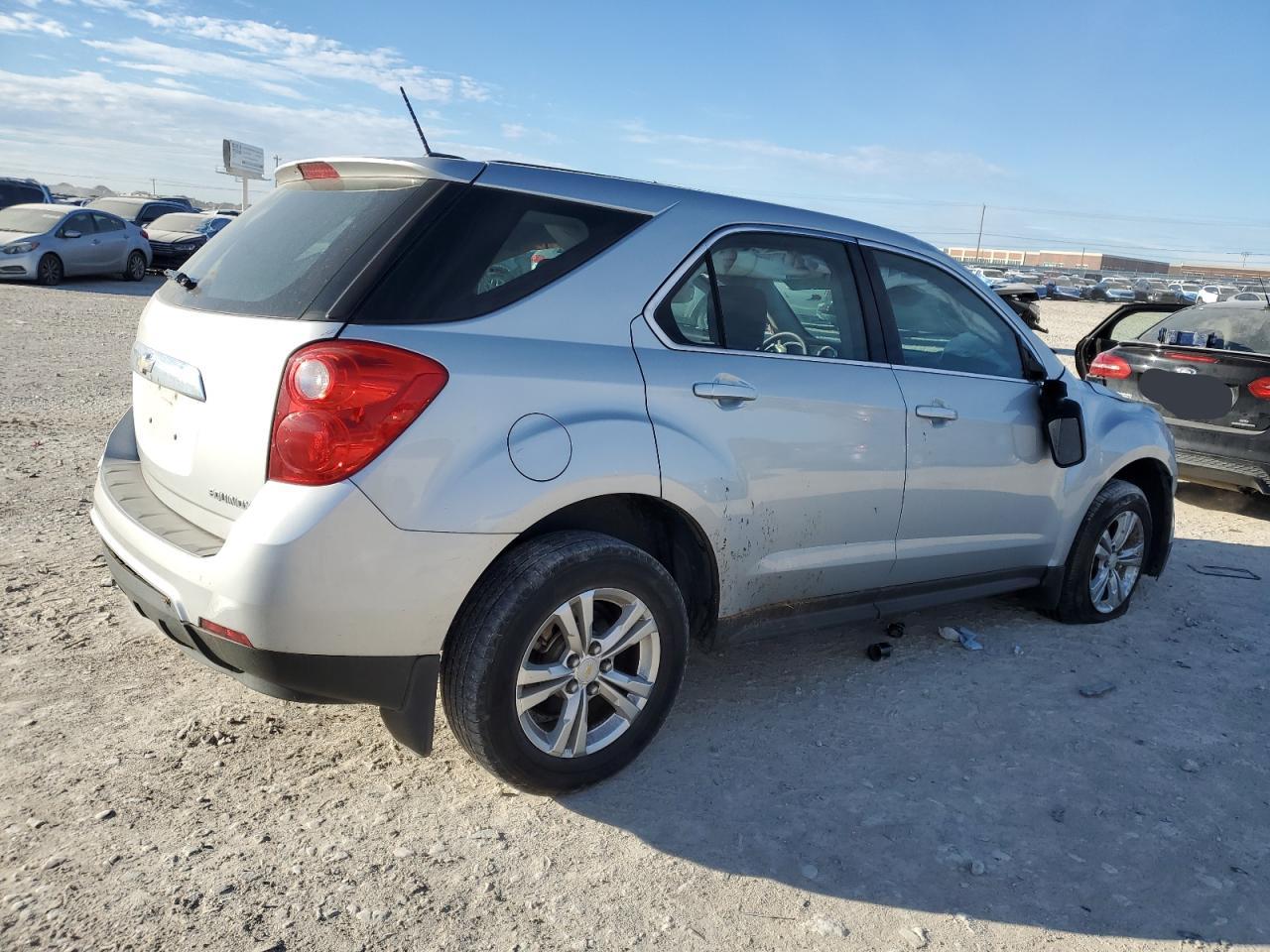 2015 Chevrolet Equinox - Image 3