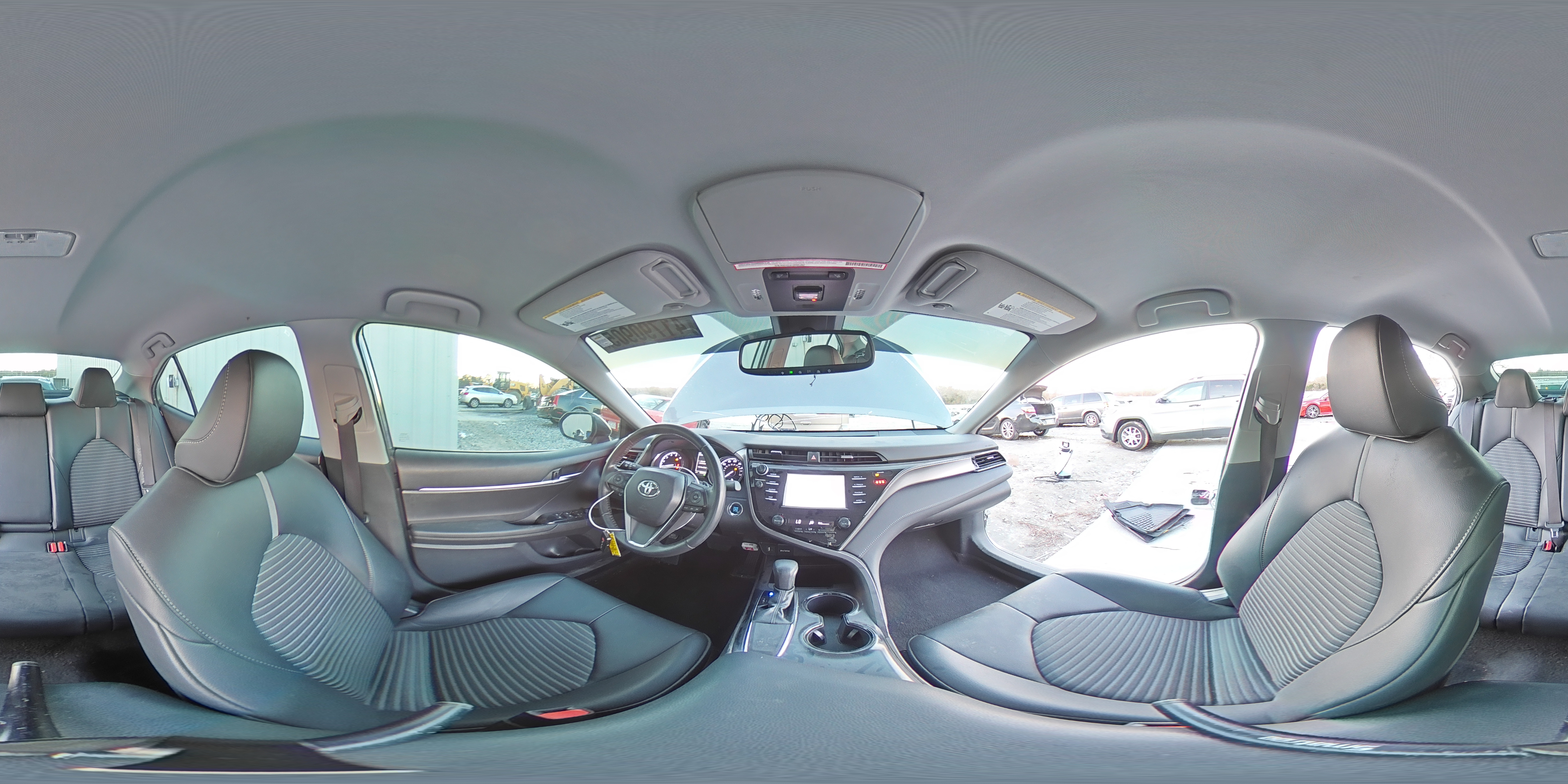 2019 Toyota Camry - Image 14