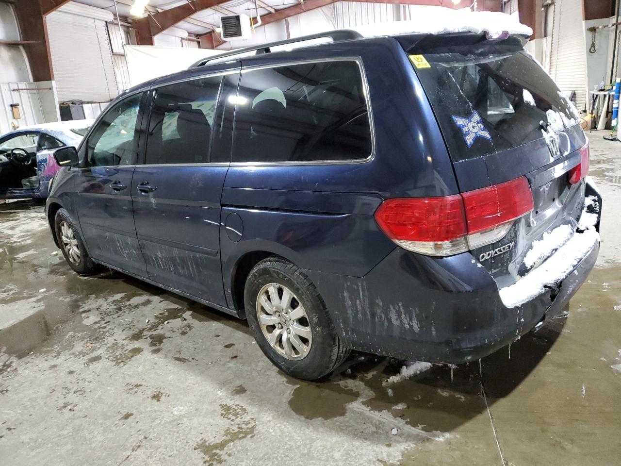 2008 Honda Odyssey - Image 2