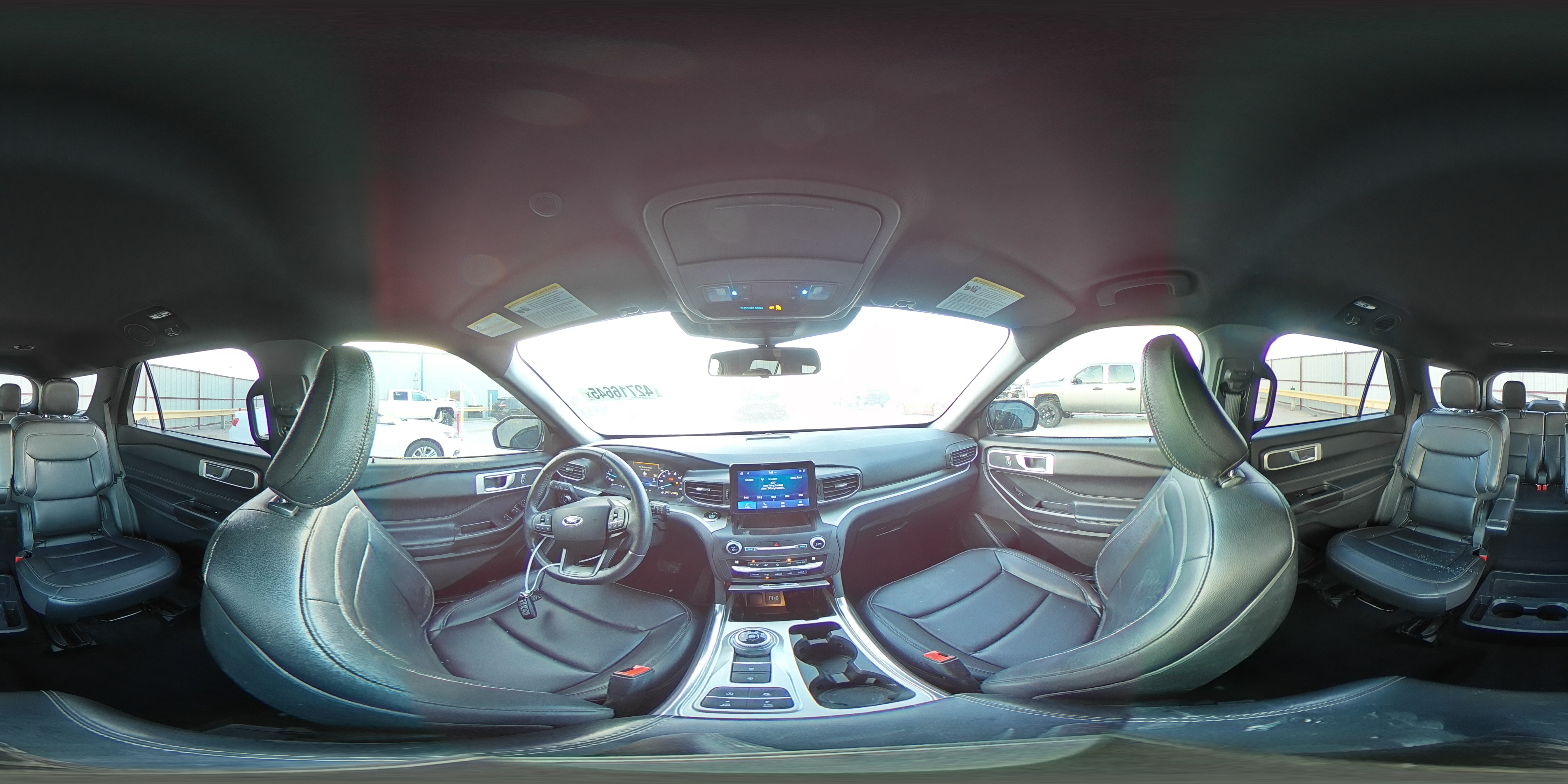 2020 Ford Explorer - Image 14