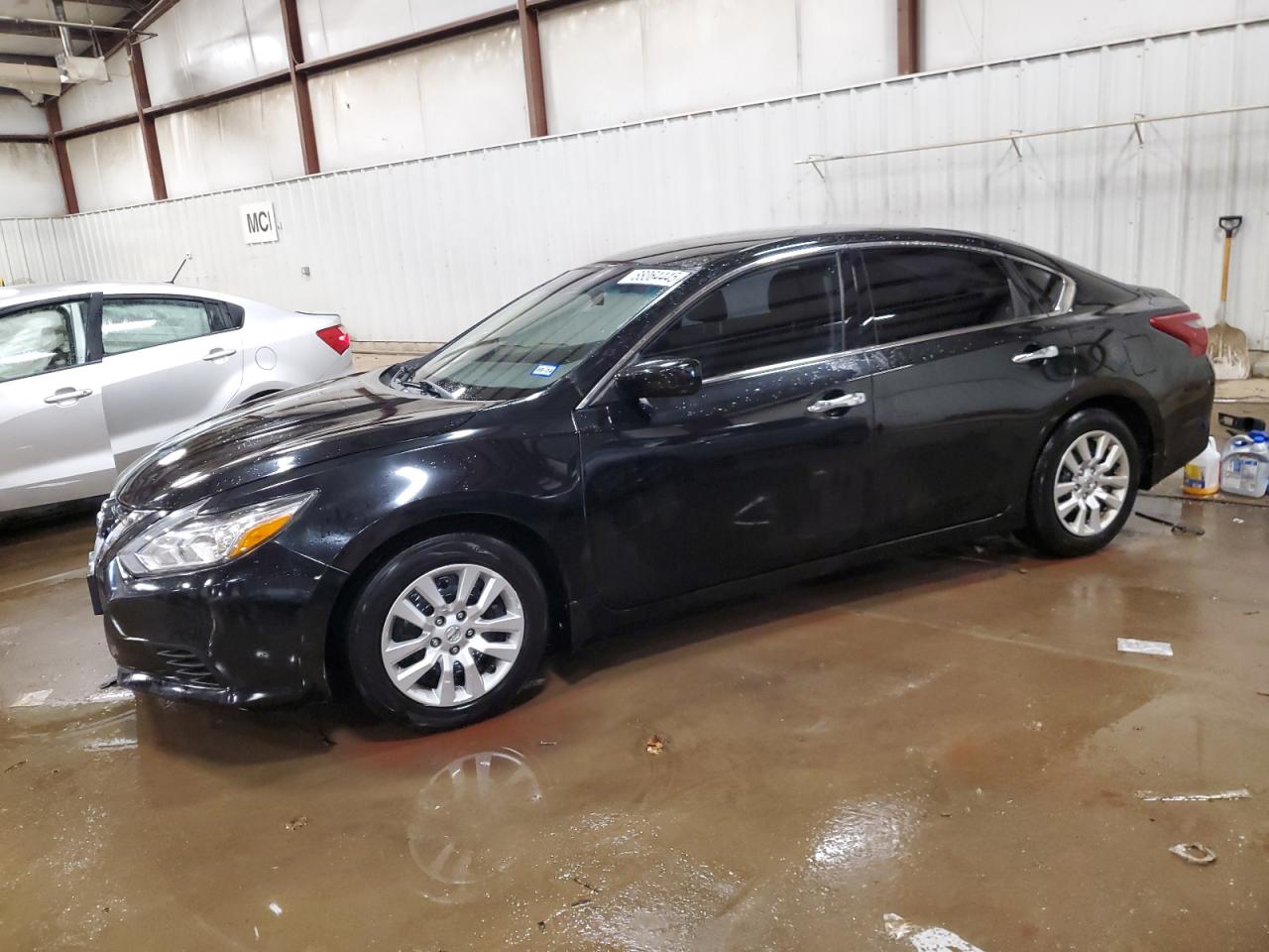 2018 Nissan Altima 2.5 for Sale in Lansing, MI - Front End