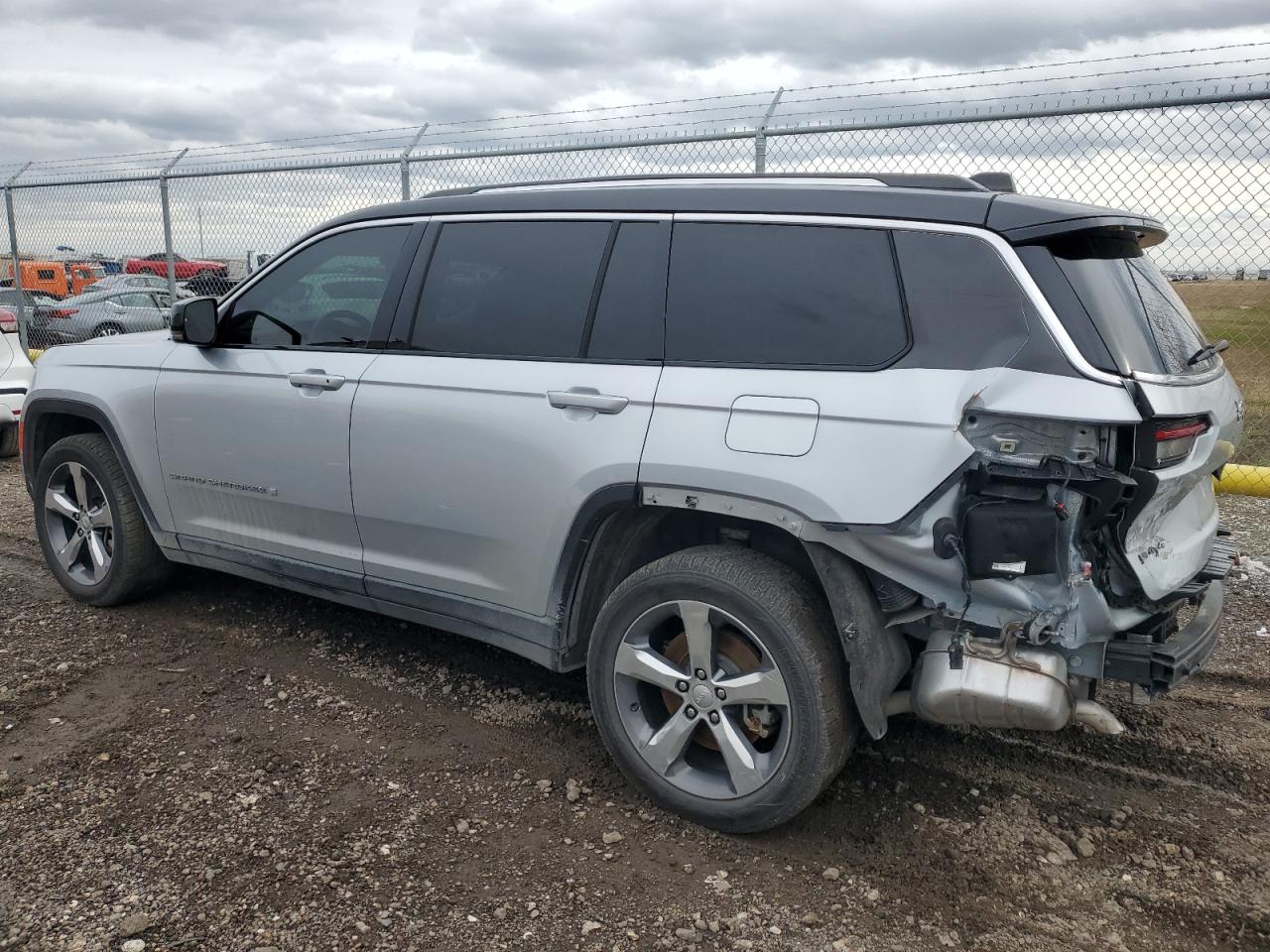 2021 Jeep Grand Cherokee - Image 2