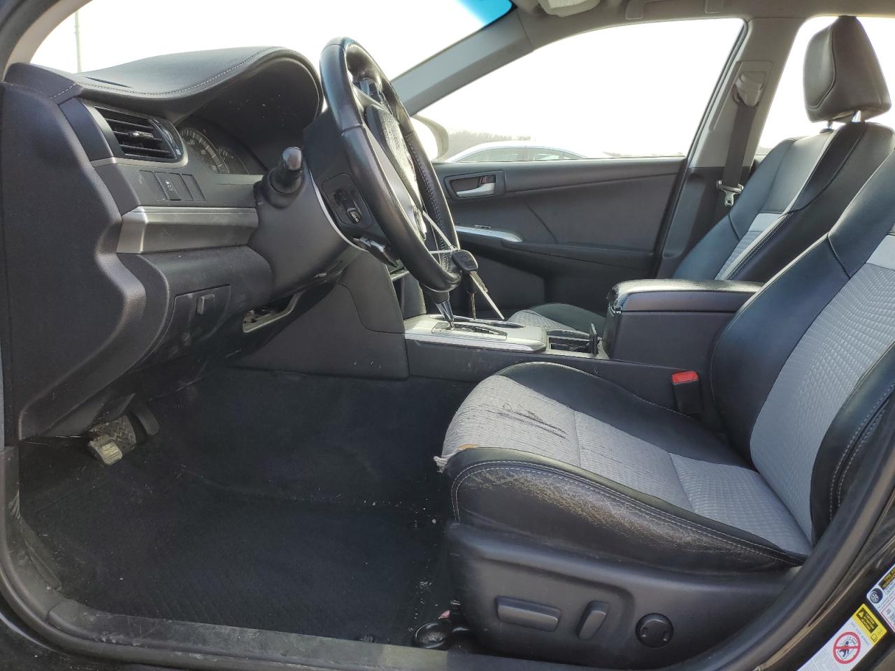 2012 Toyota Camry - Image 7