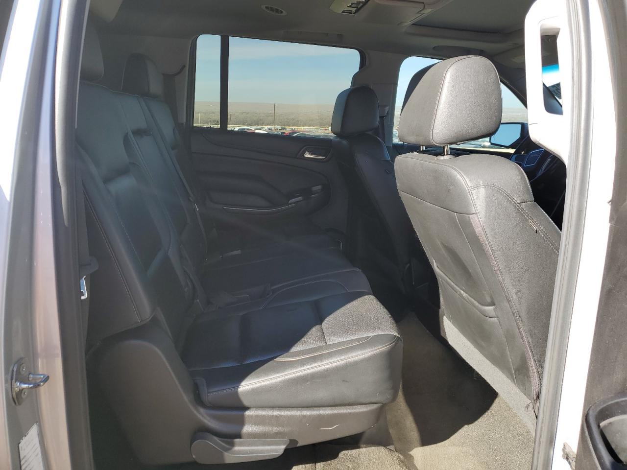 2018 GMC Yukon - Image 11