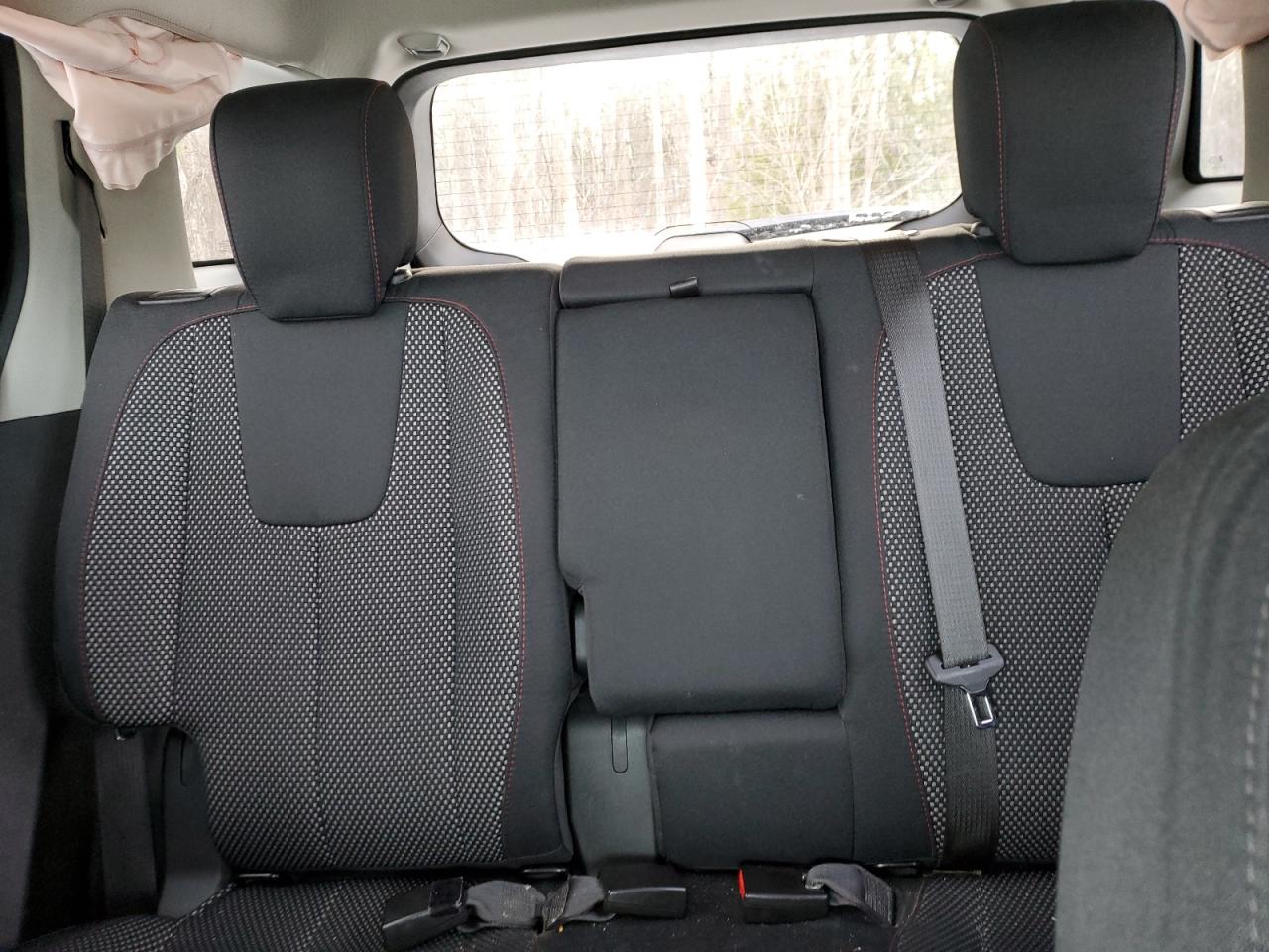 2014 GMC Terrain - Image 10