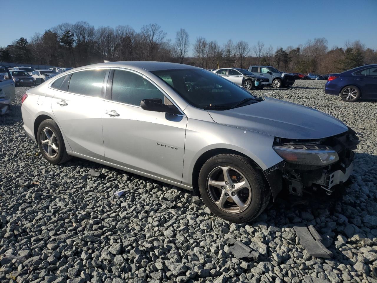 2016 Chevrolet Malibu - Image 4