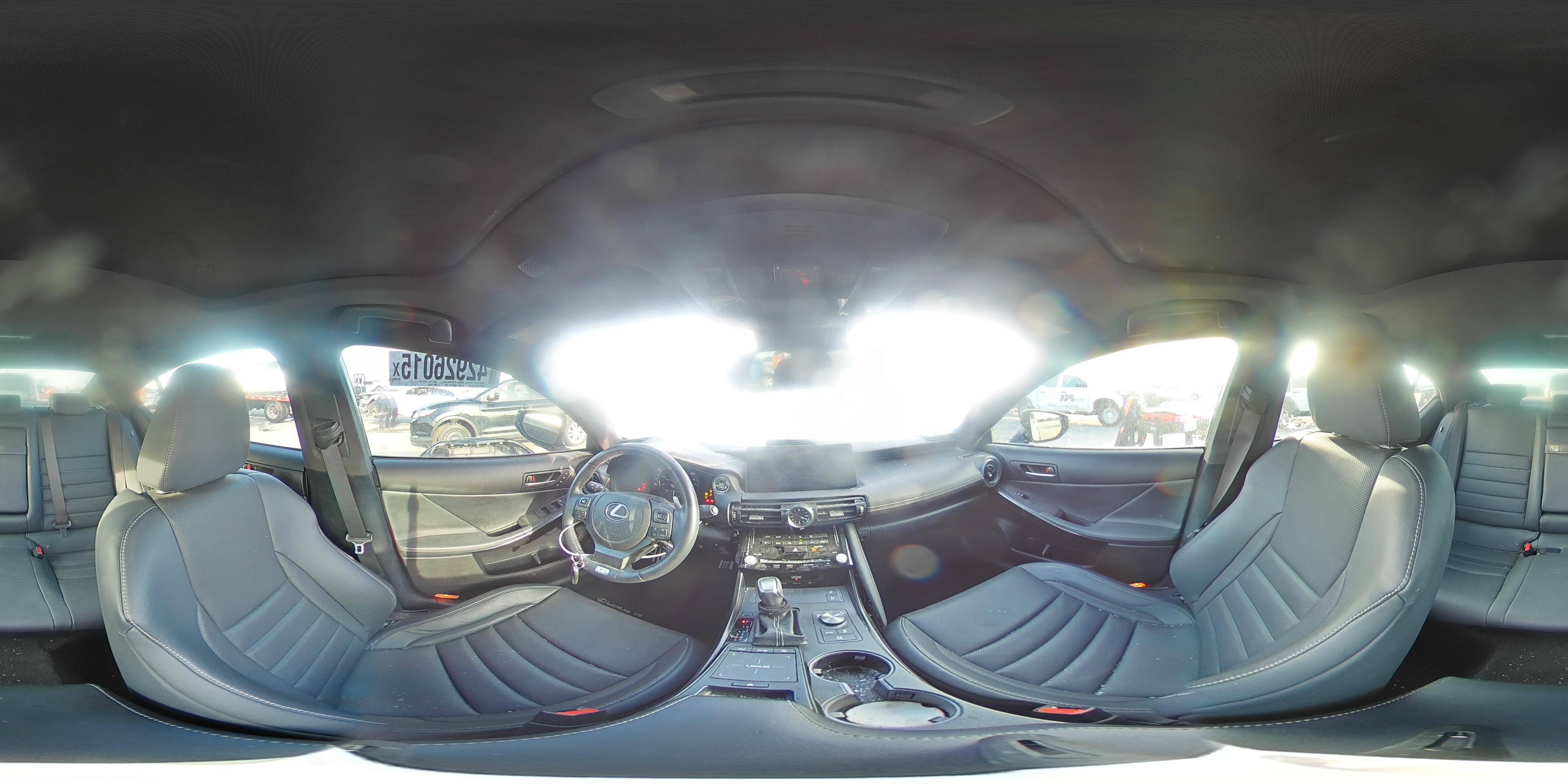 2023 Lexus IS - Image 13
