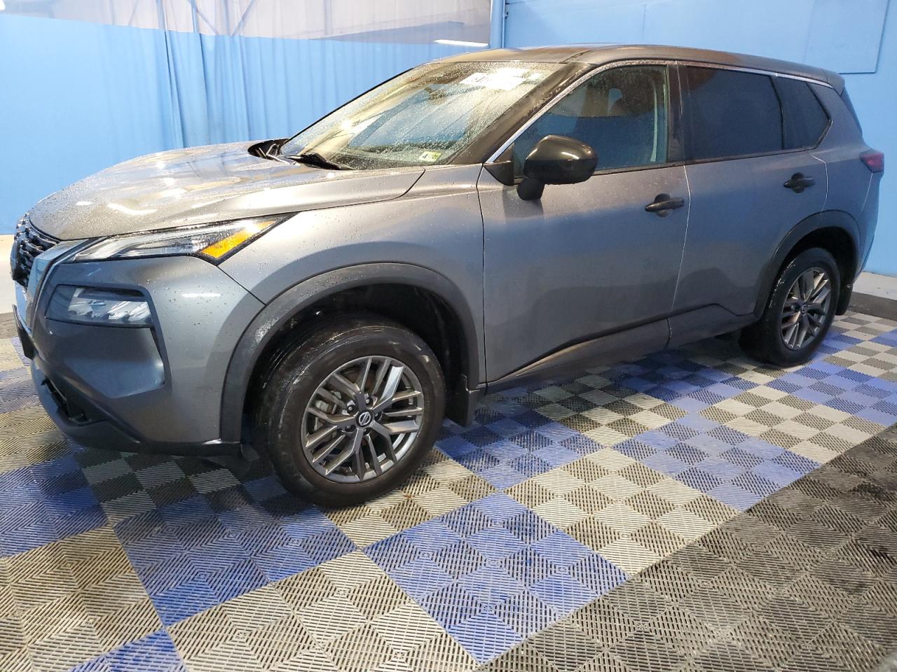 2021 Nissan Rogue - Image 1