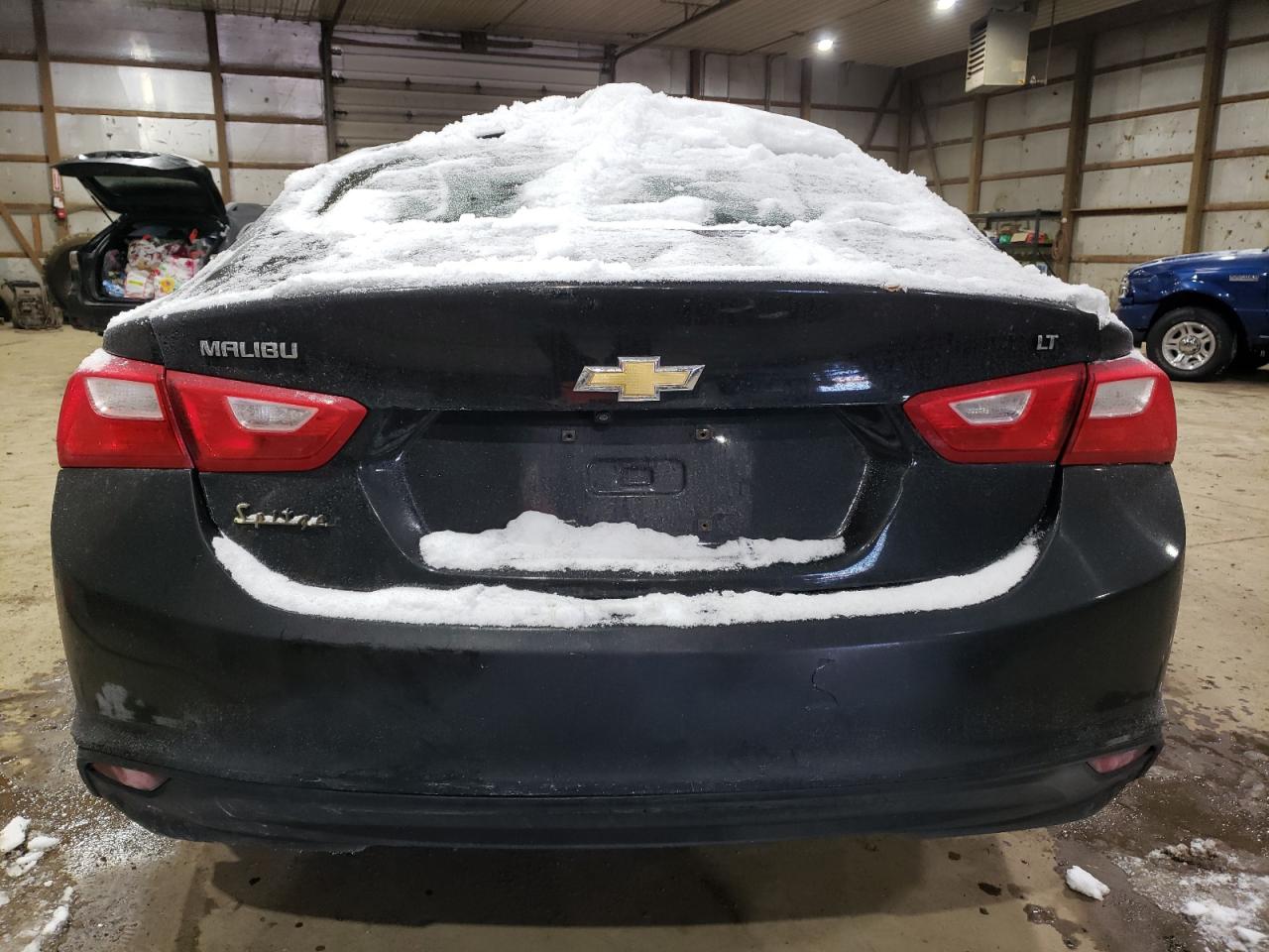 2017 Chevrolet Malibu - Image 6