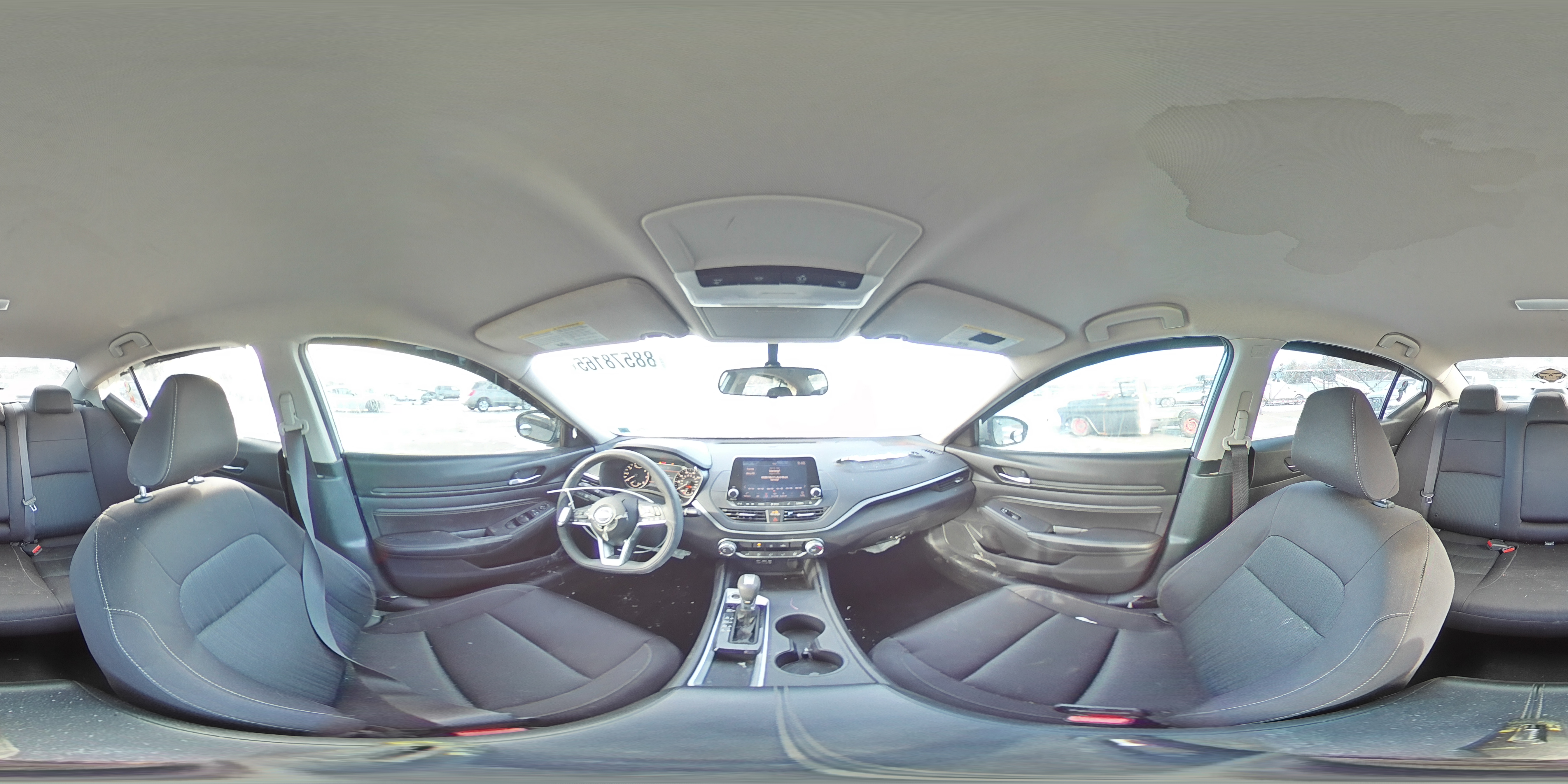 2019 Nissan Altima - Image 13