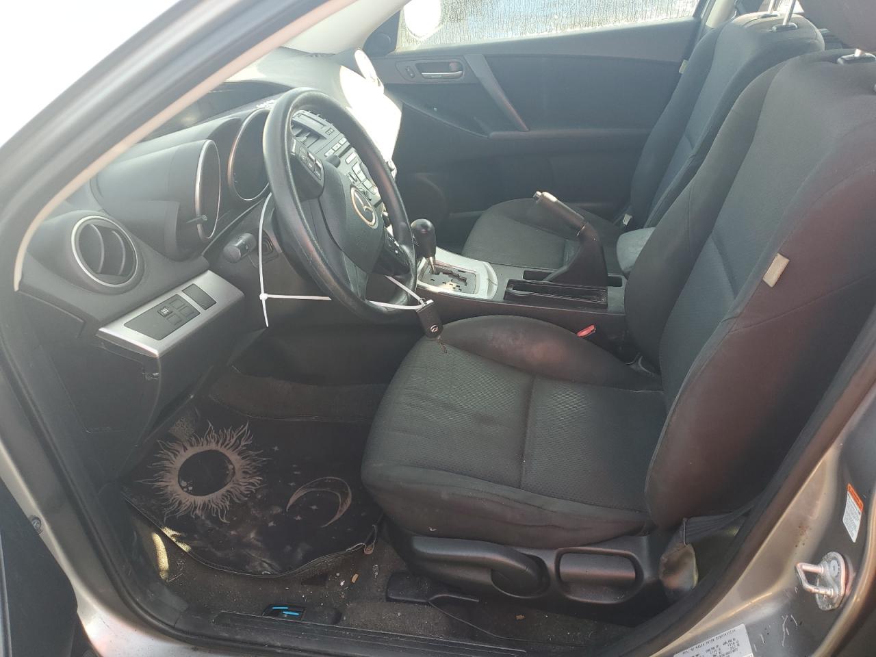 2010 Mazda 3 - Image 7