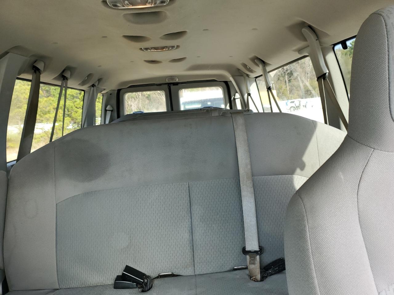 2014 Ford Econoline - Image 10